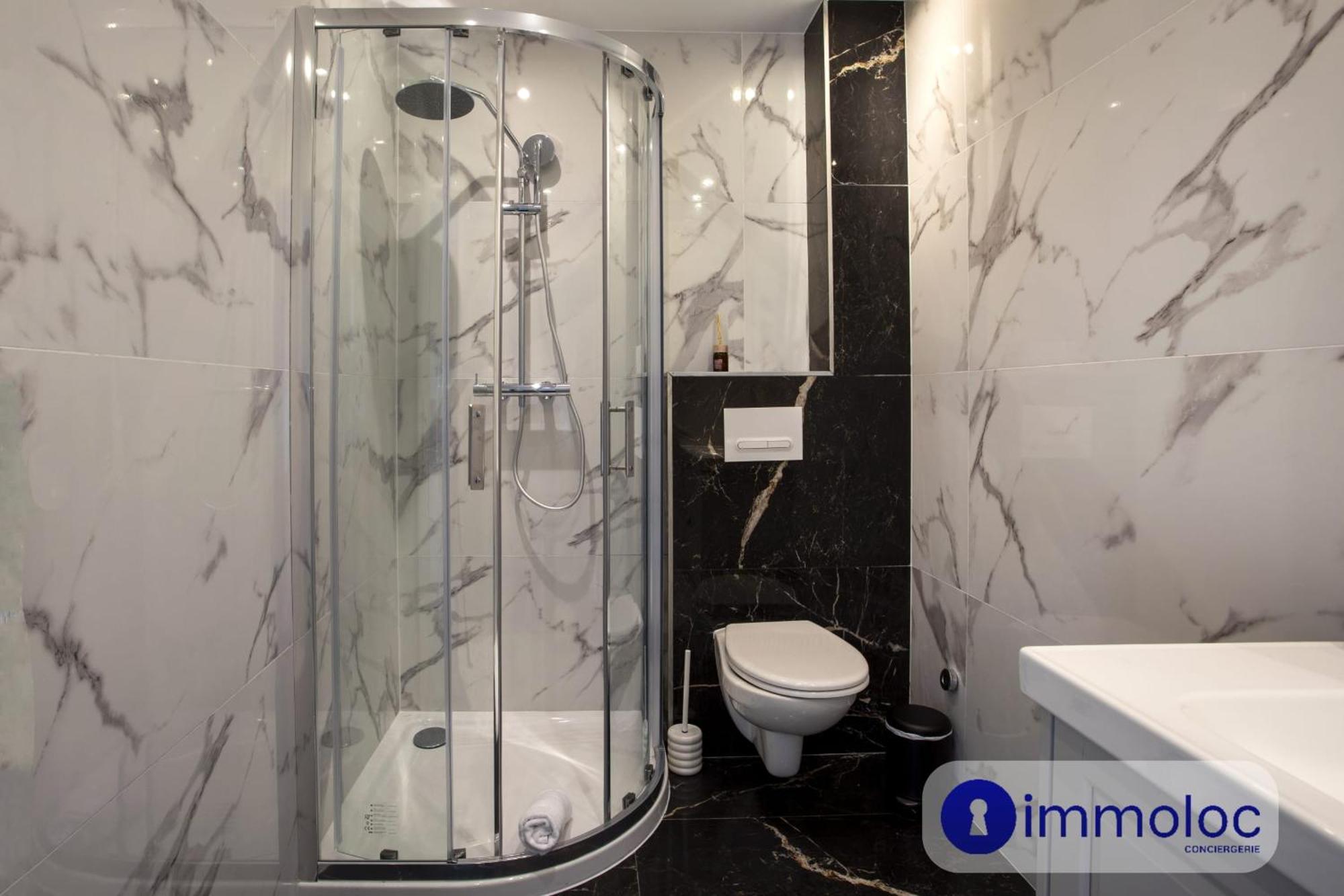 Apartment Air-conditioned In The Carras District Close To The Sea