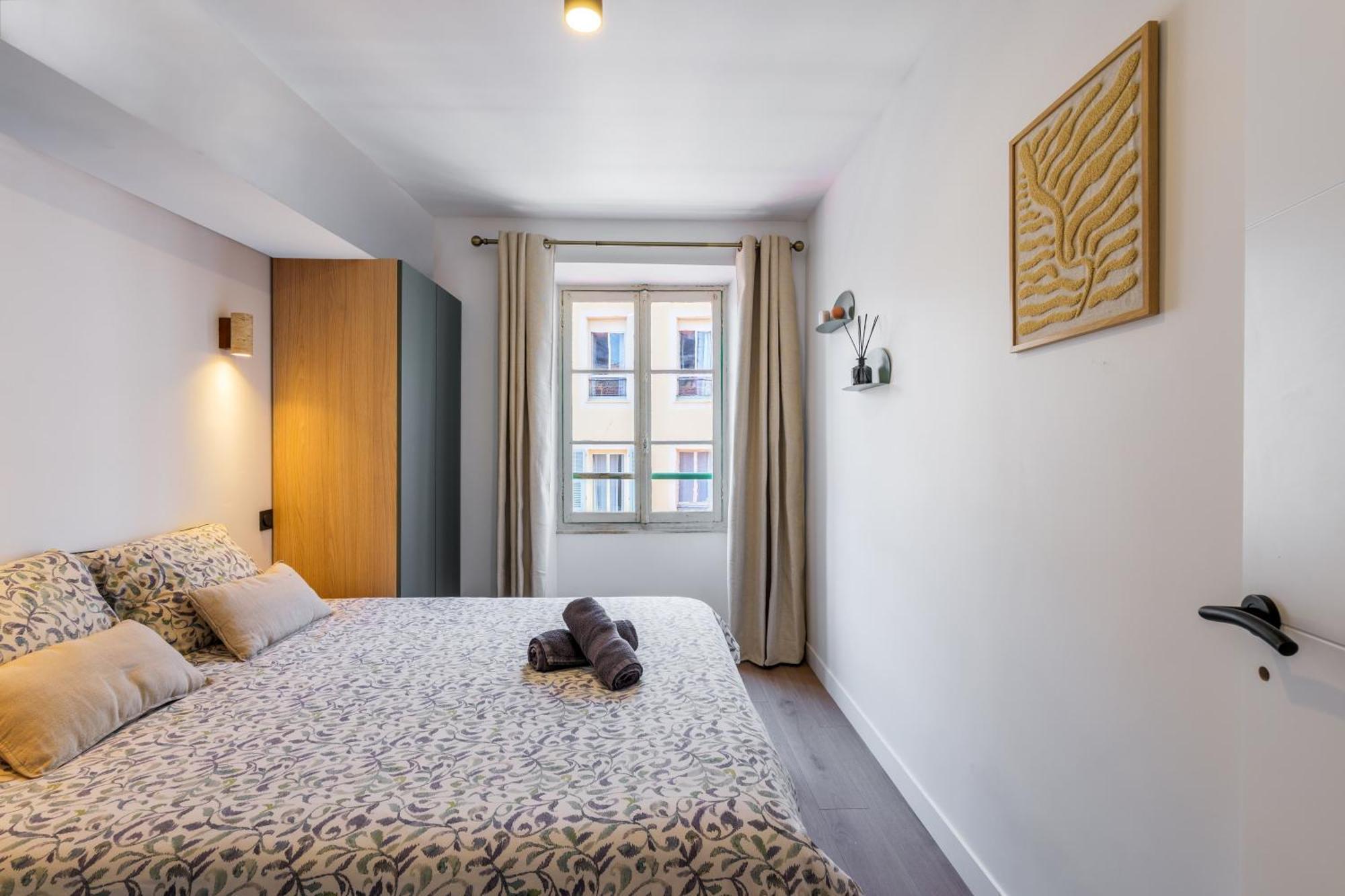 Magnifique Et Lumineux 3 Pieces Dans Le Carre Dor * Nice