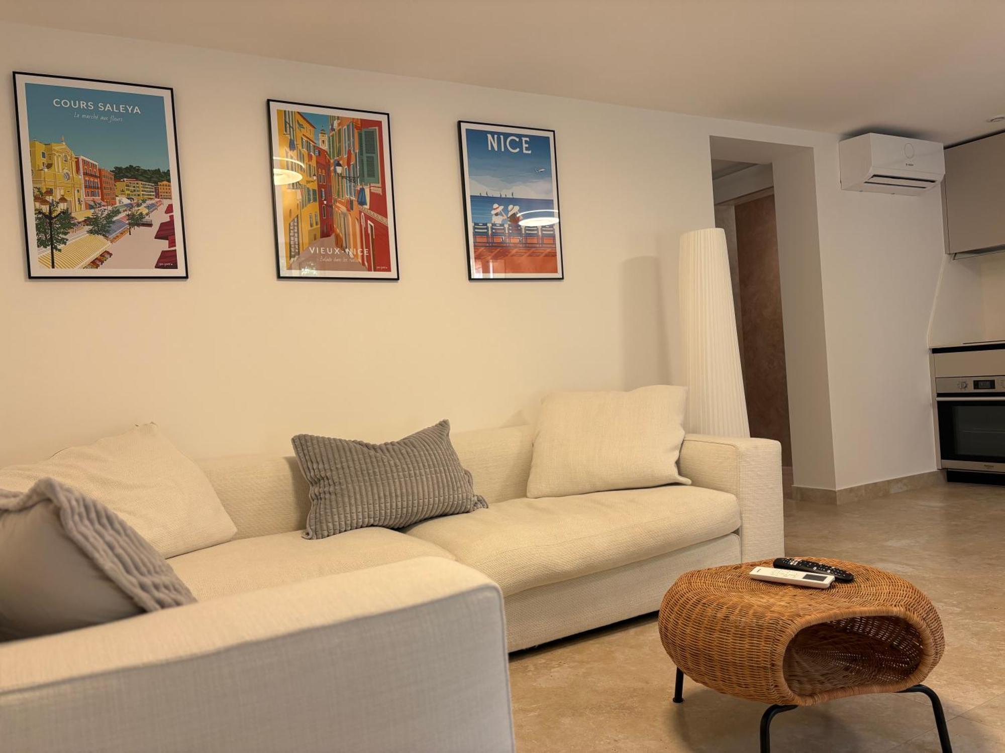 Neuf 3p- Proche & Aeroport Apartment *