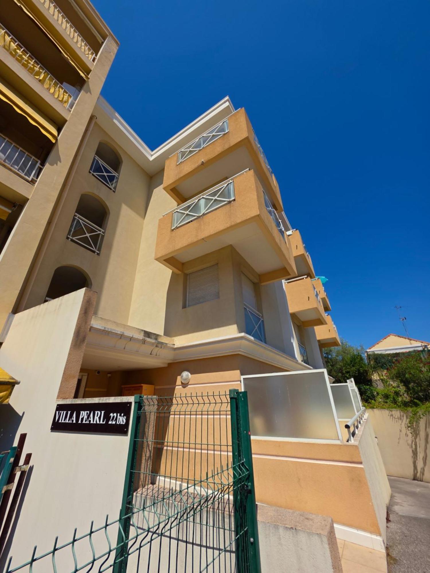 Apartment Pres Et Aeroport - Near Sea And Airport