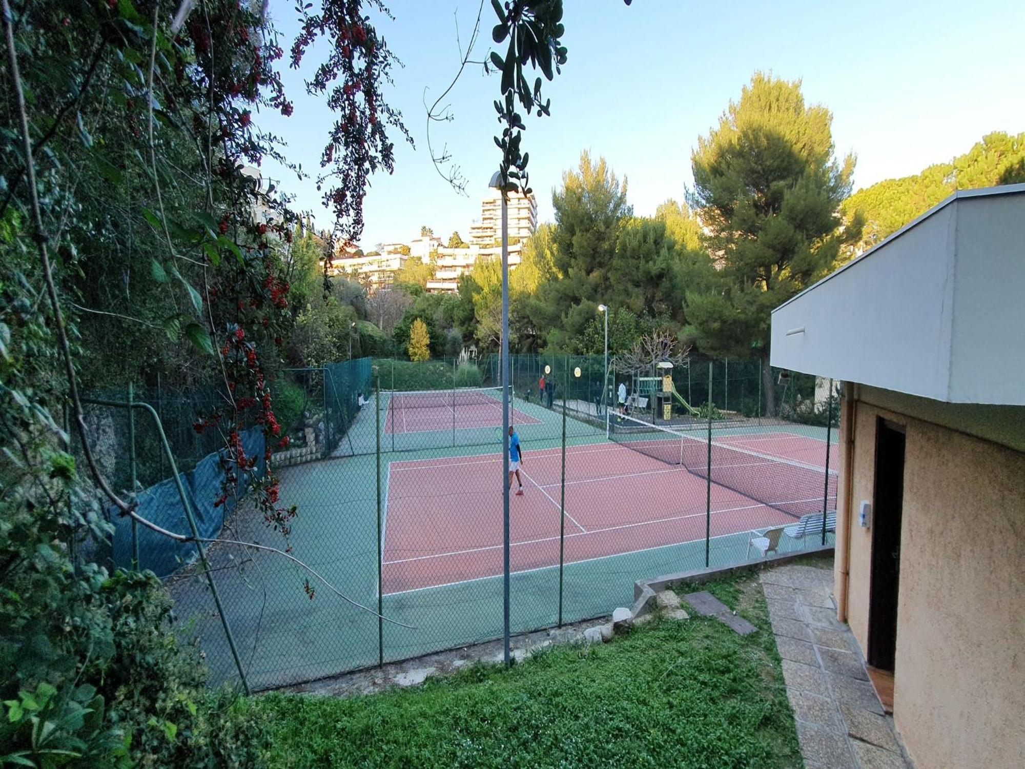 In With Sea Views Villa Nice