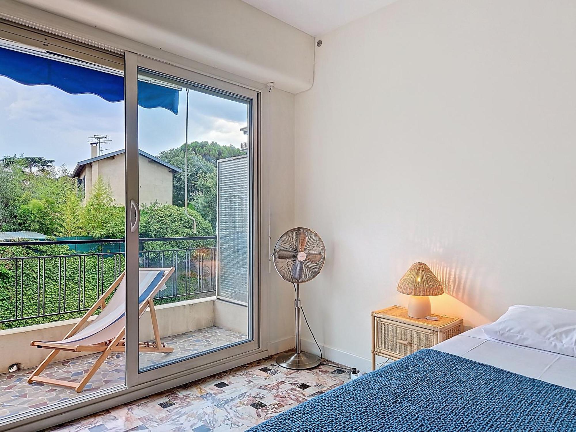 Nestor&jeeves - Solar - By Sea - Balcony *