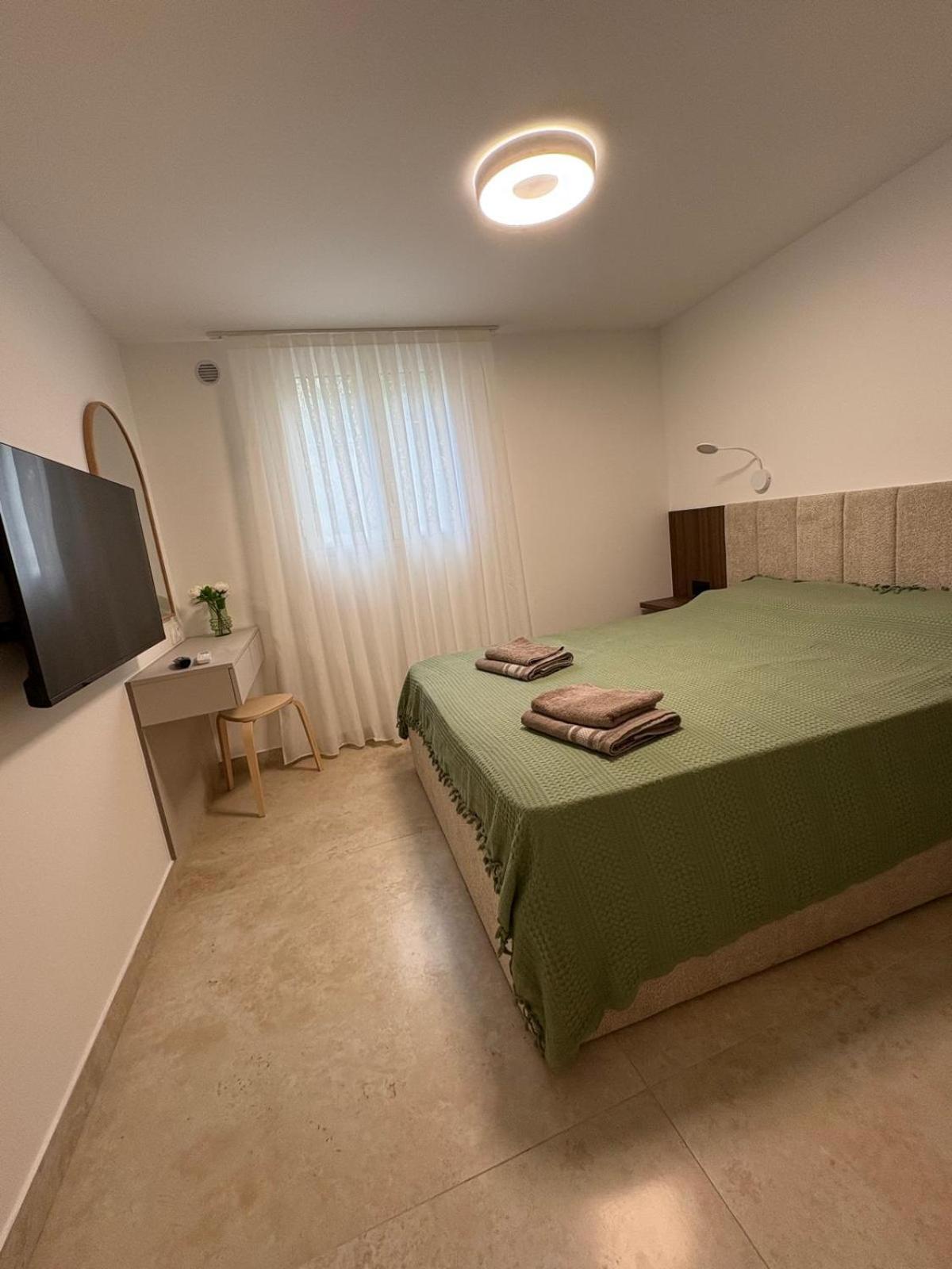 Neuf 3p- Proche & Aeroport Apartment Nice