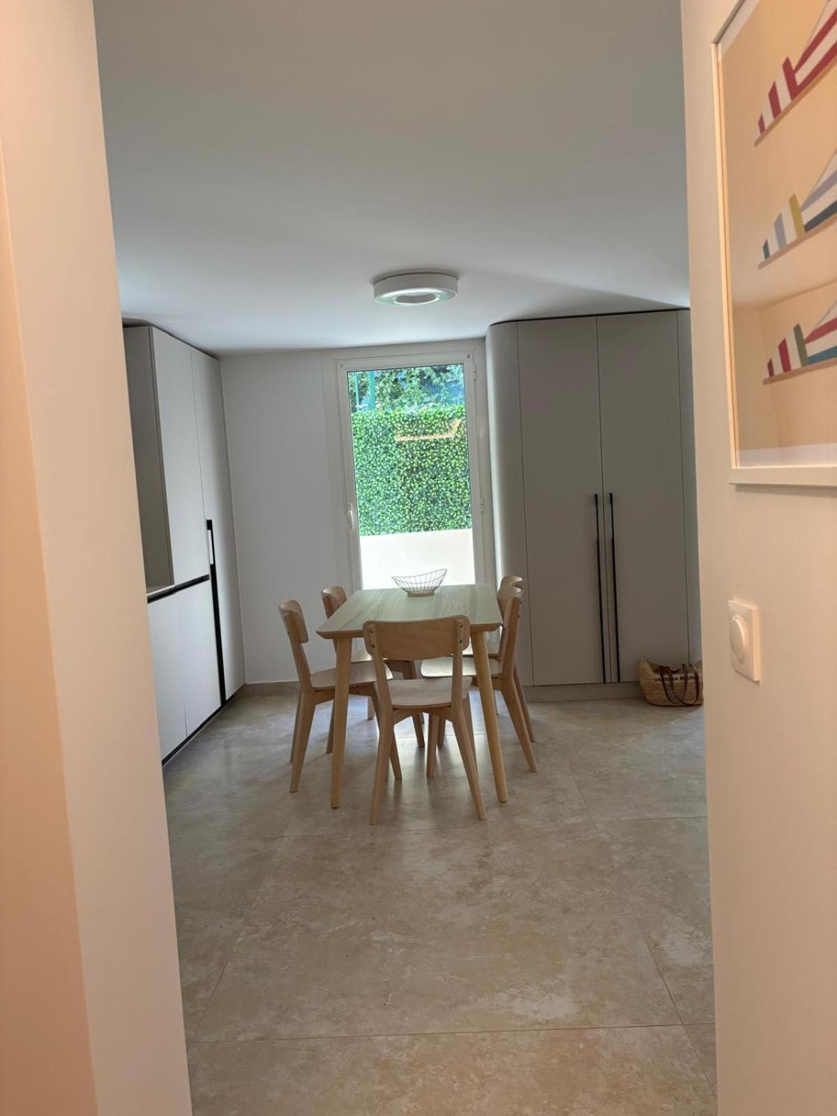 Neuf 3p- Proche & Aeroport