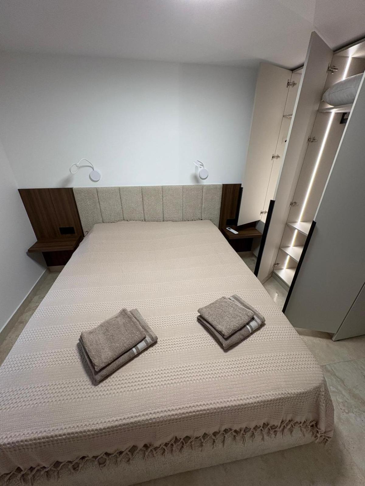 Apartment Neuf 3p- Proche & Aeroport