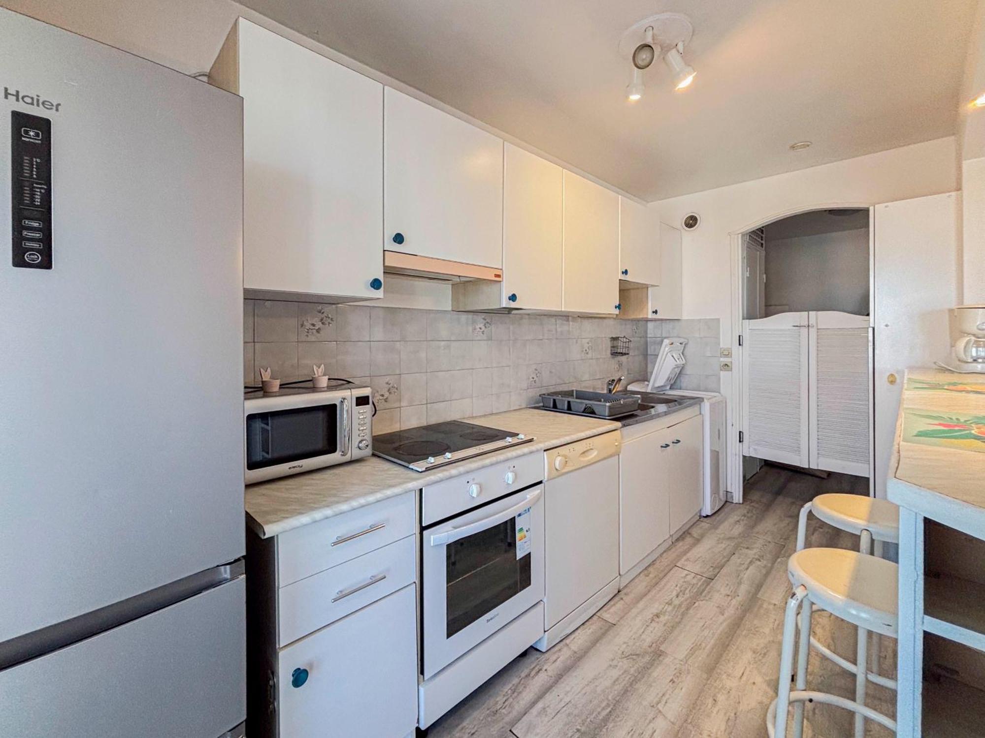 Apartment Douceur Azureenne - Wifi, Parking, Vue Mer, 4pers