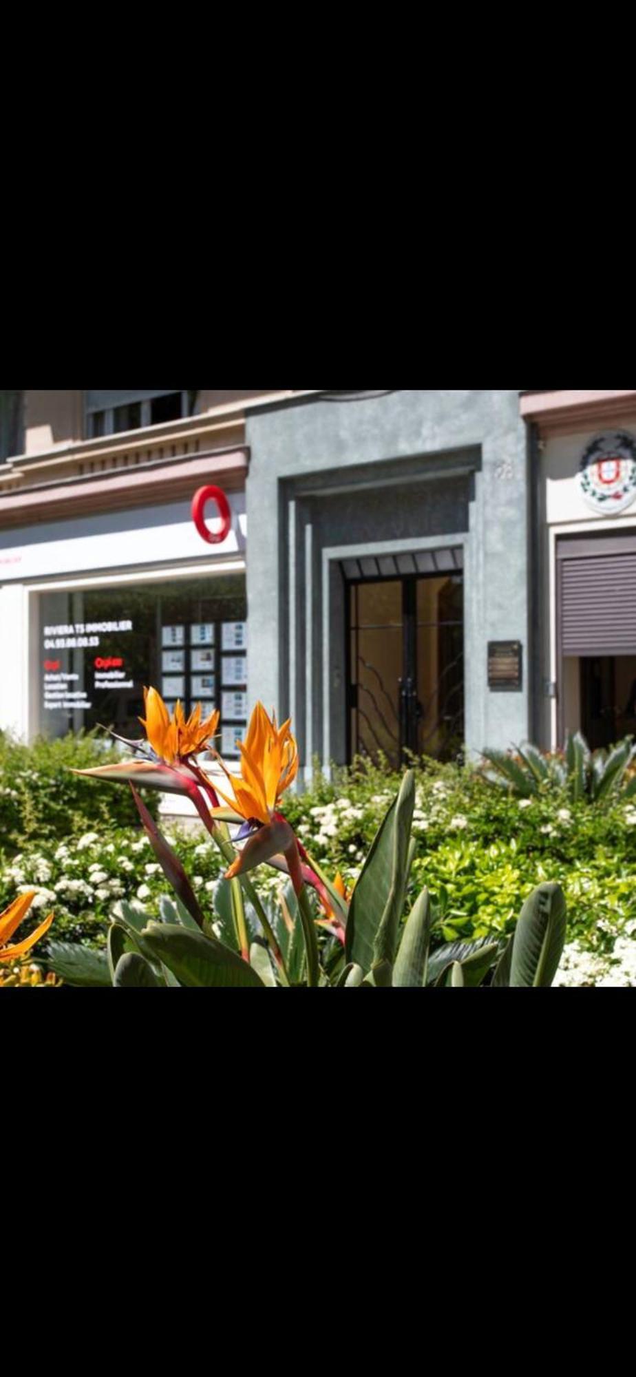 Le Grand Bourgeois A *