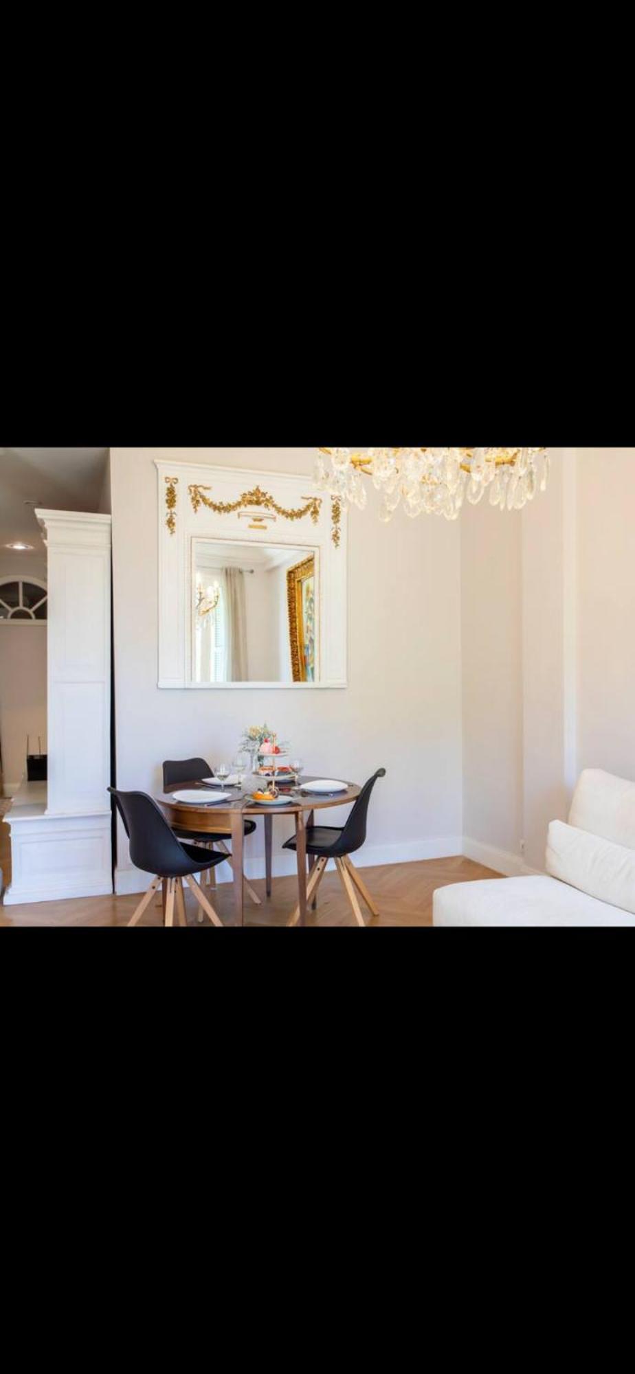 Le Grand Bourgeois A Apartment *