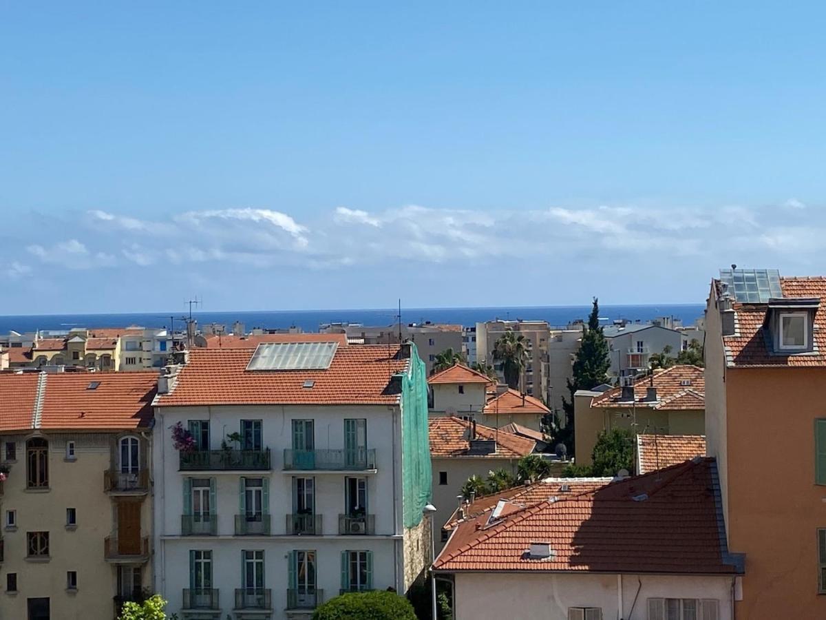 Apartment T2 Proche Promenade Des *