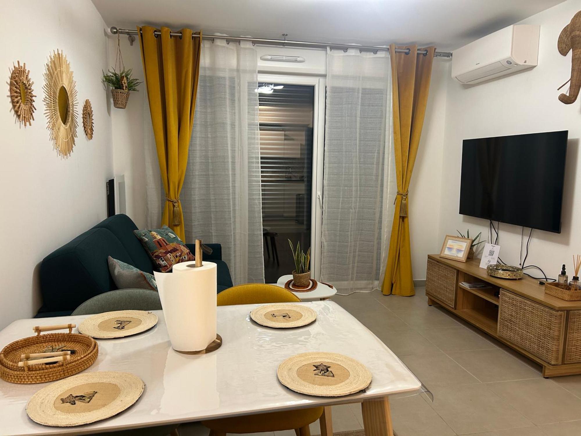 Apartment Neuf T2 Calme Avec Terrasse - Proche Marche Liberation *