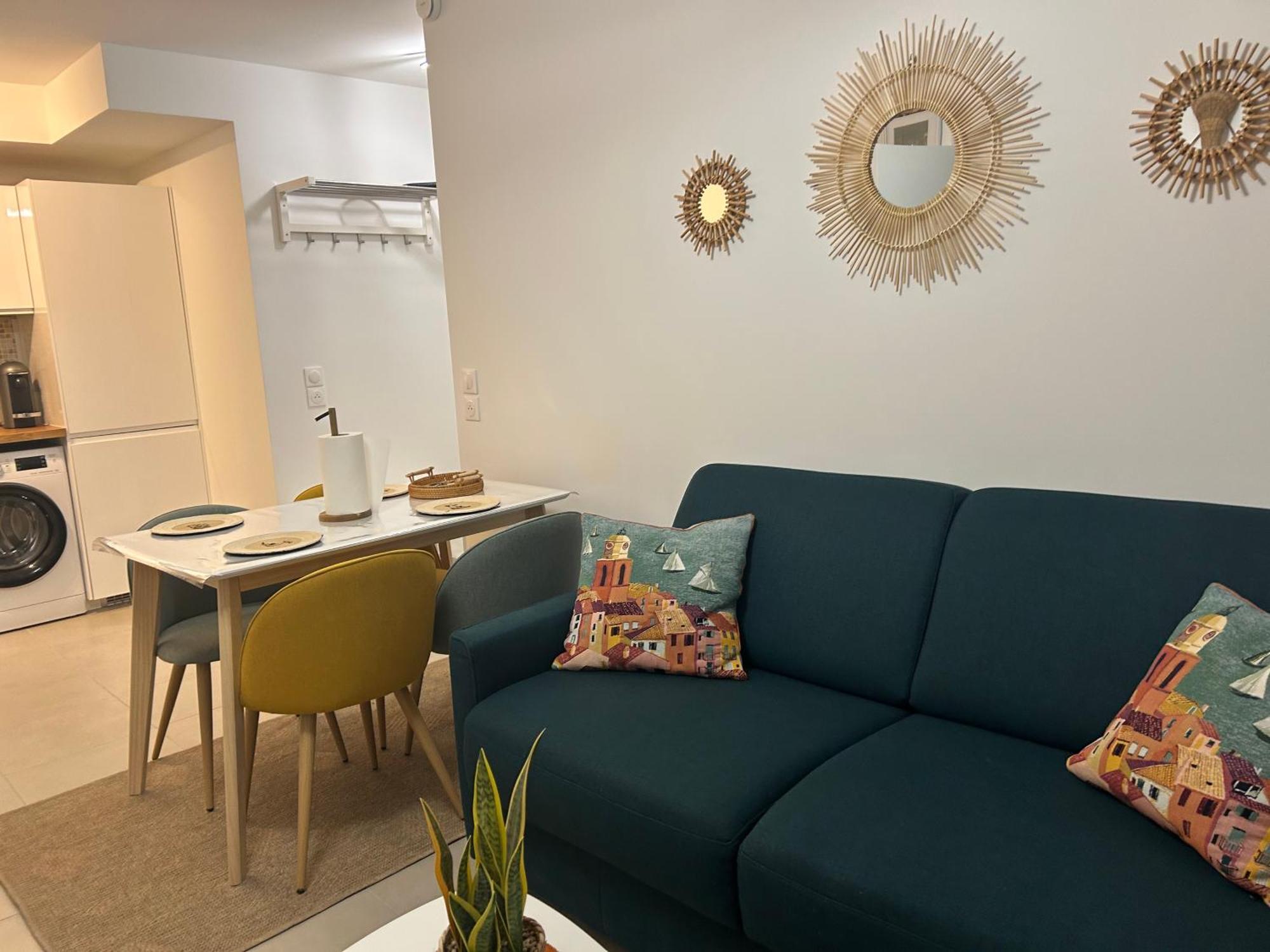 Neuf T2 Calme Avec Terrasse - Proche Marche Liberation Apartment