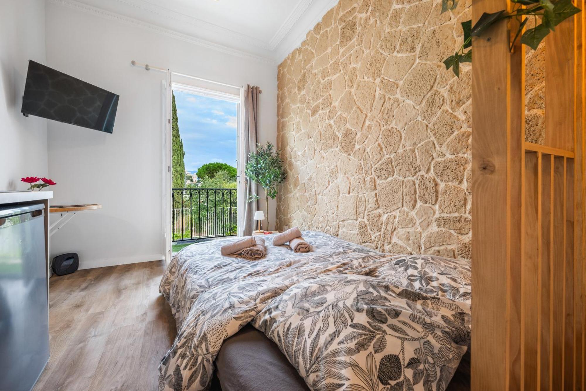 De Charme A - Ideal Teletravail - Balcon - A 300m Apartment *