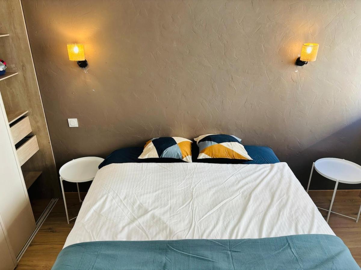 Bel Spacieux Avec Joli Balcon Arbore, Calme, Bien Situe, Centre Nice