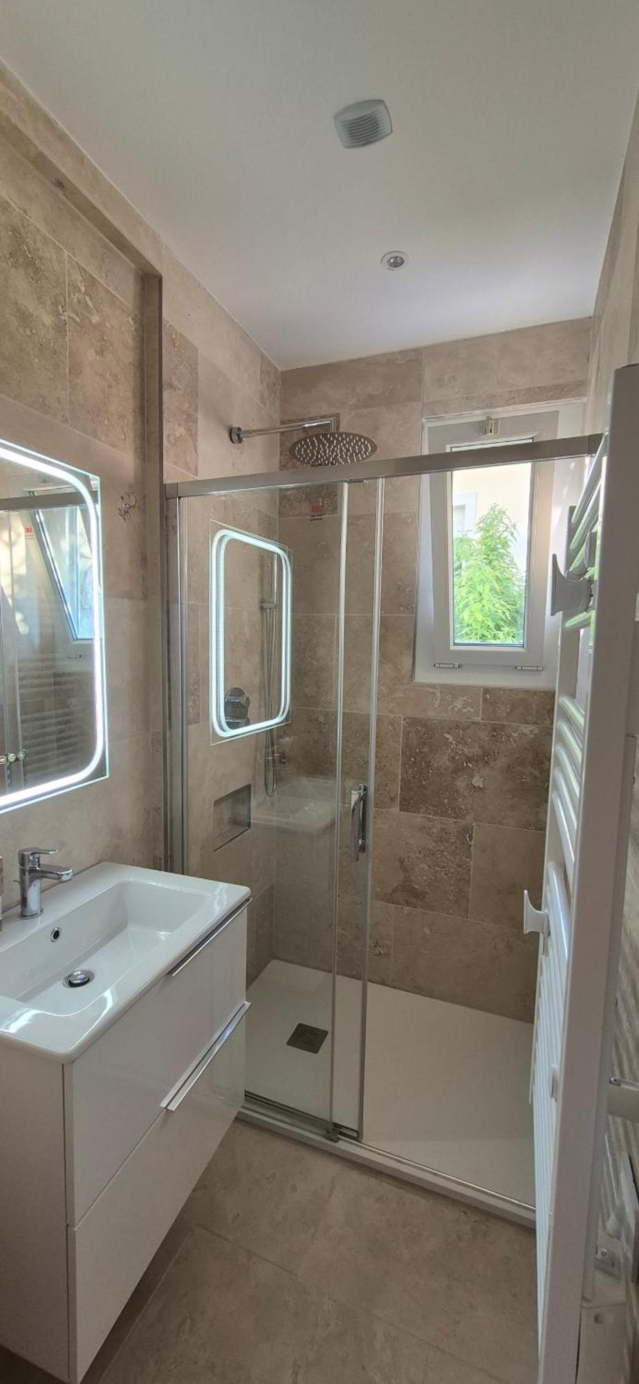 Apartment Arty & Chic A *