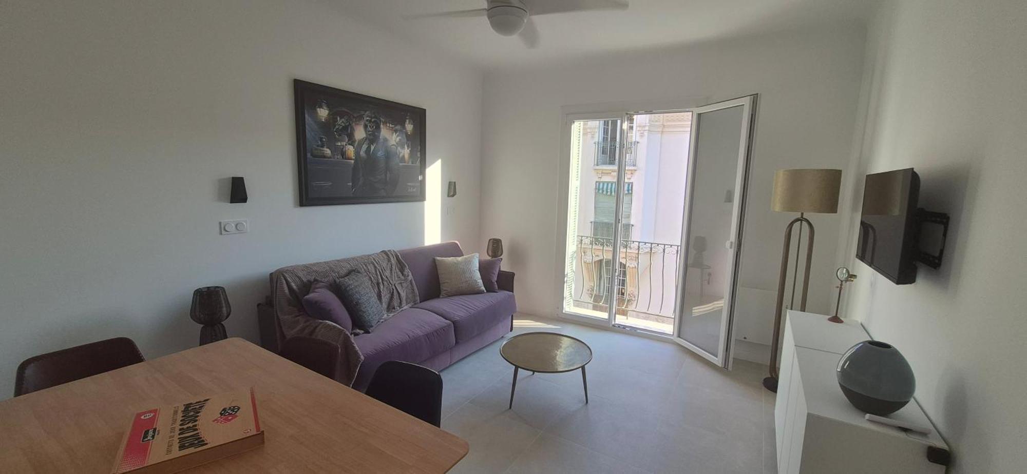 Apartment Arty & Chic A Nice