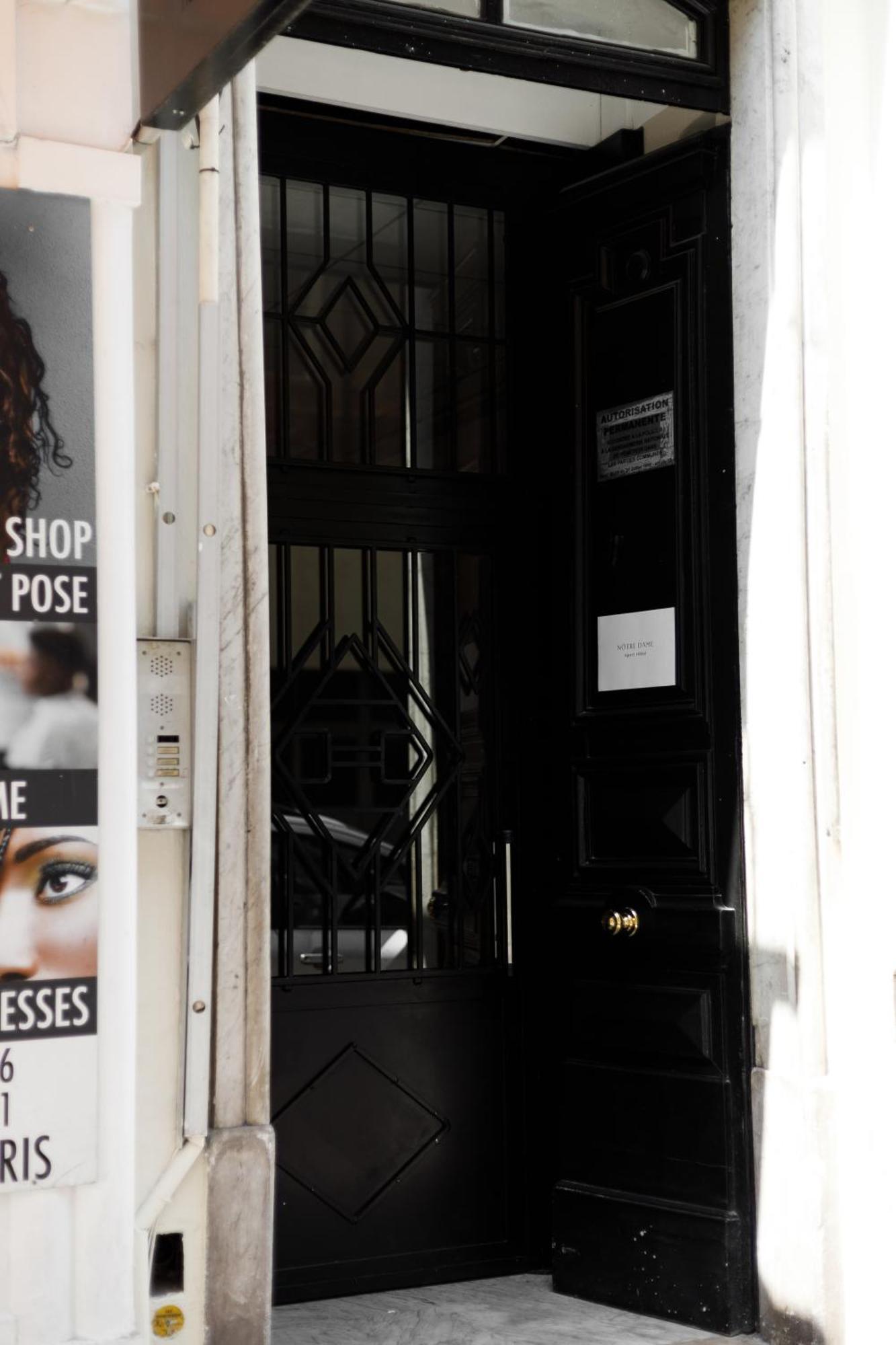 Notre Dame - Self Check-in 3* Nice