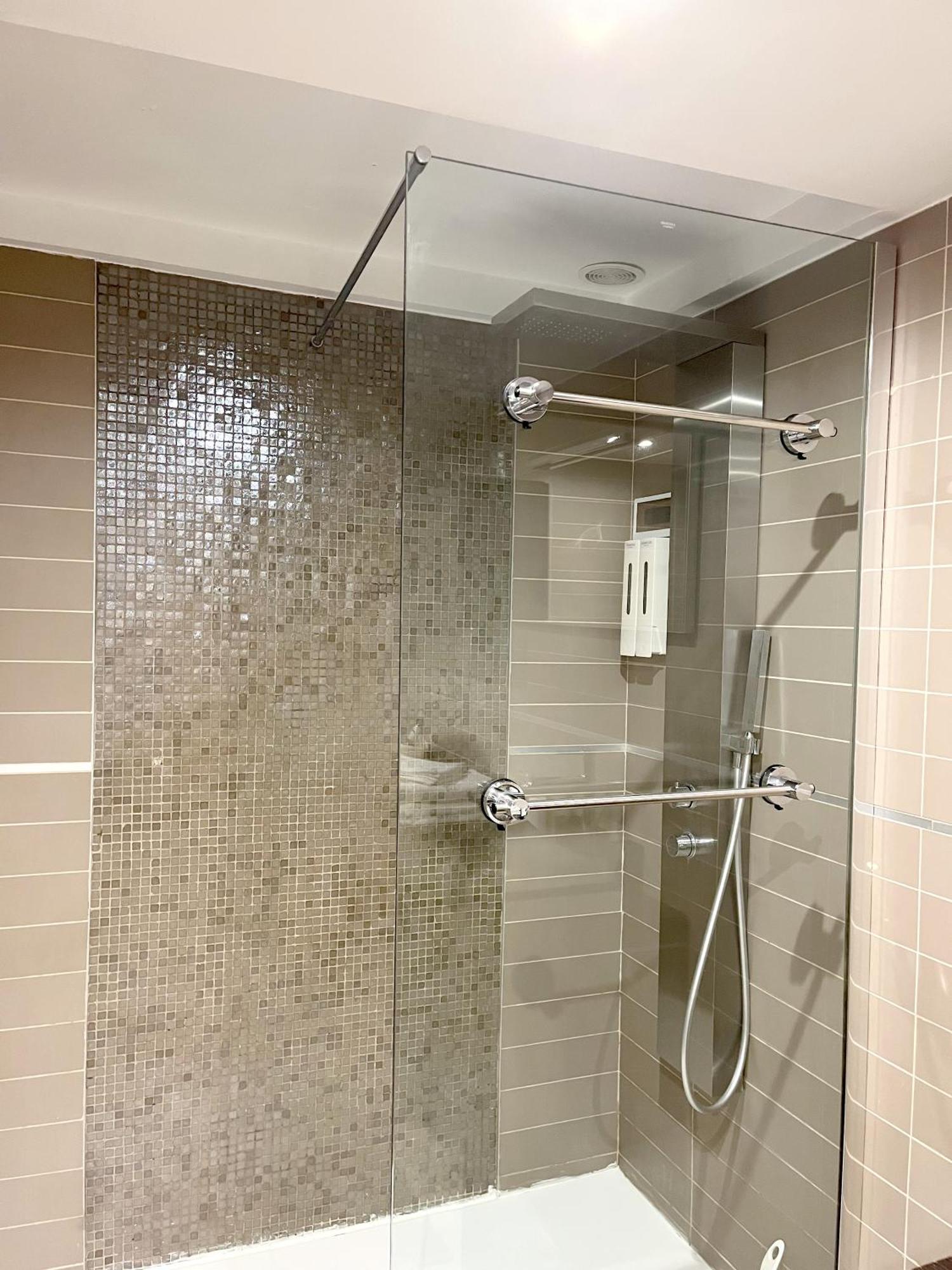 Shared Duplex Nice-port Homestay