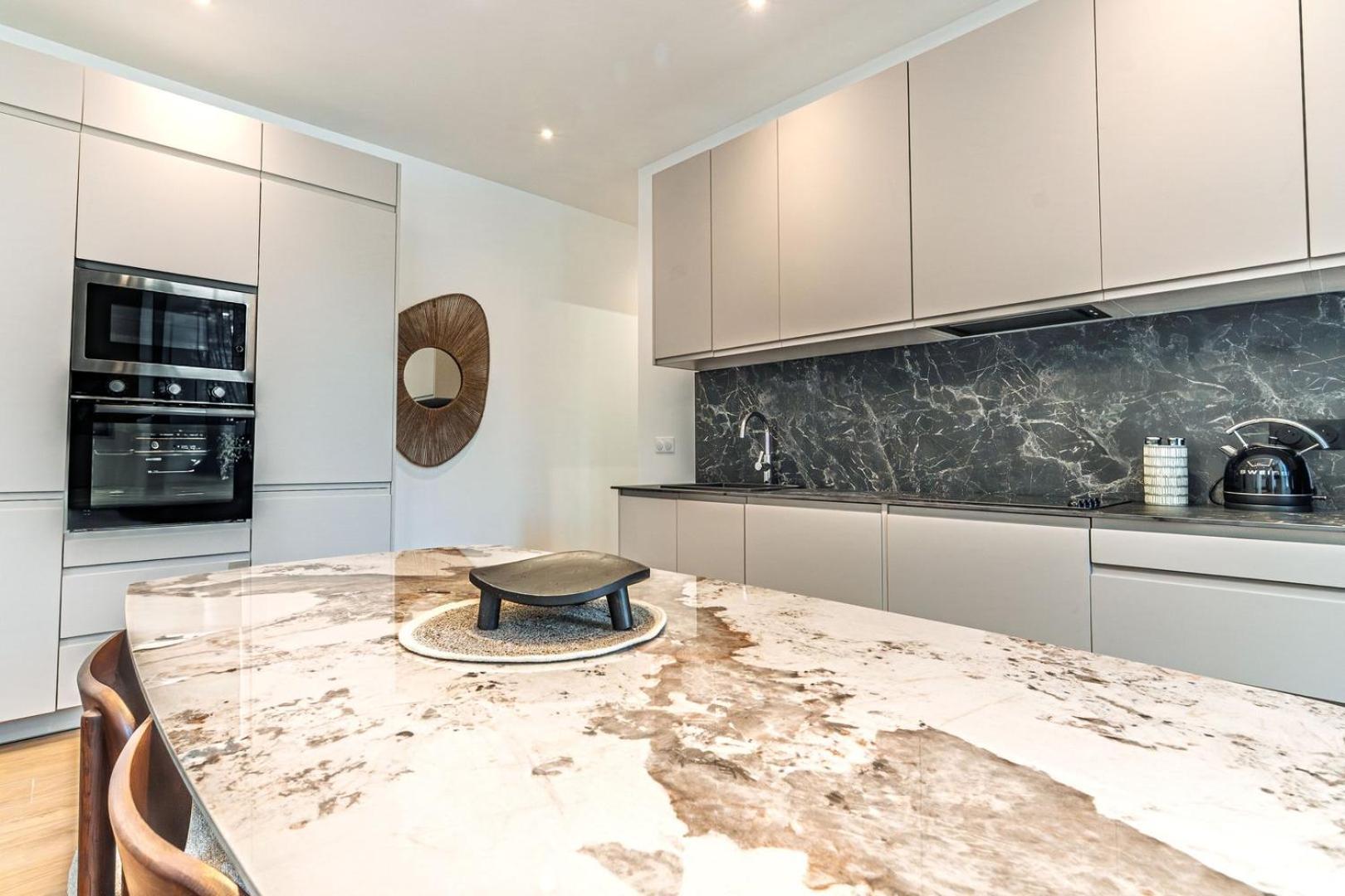 Magnifique - Jacuzzi - Port De Apartment *