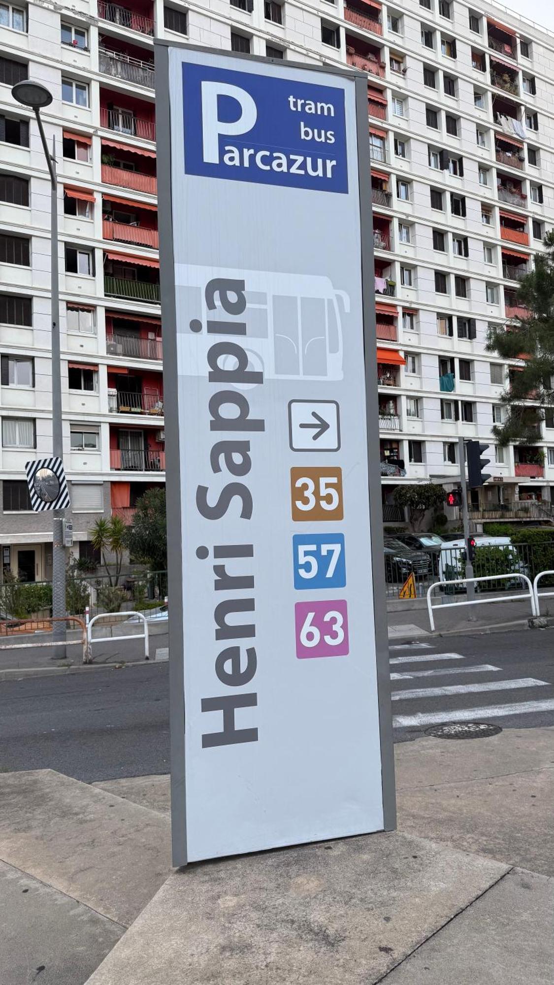 Grand Appartments Sappia Apartment