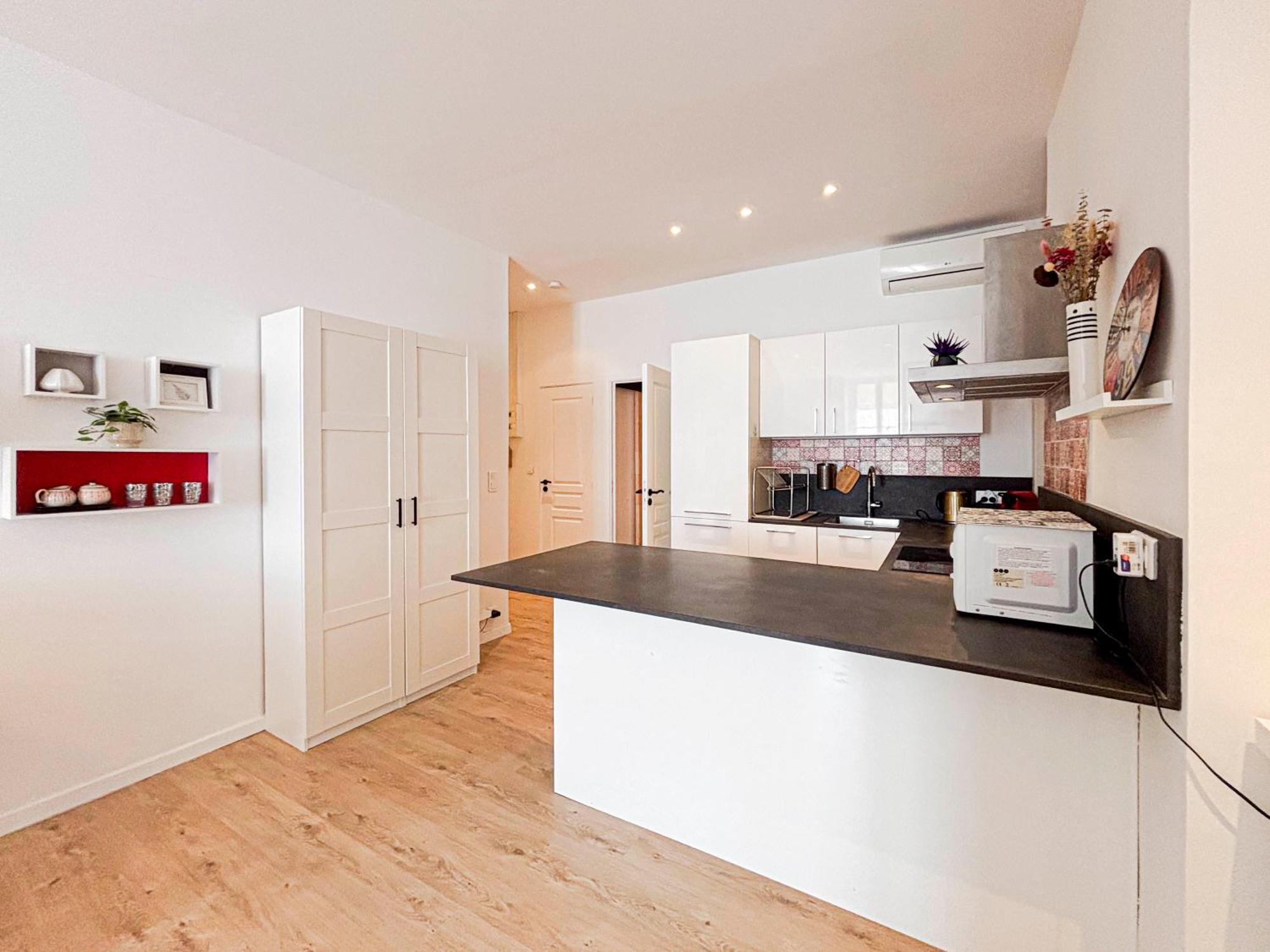 Stalingrad - Wifi, Ac, 4pers Apartment Nice