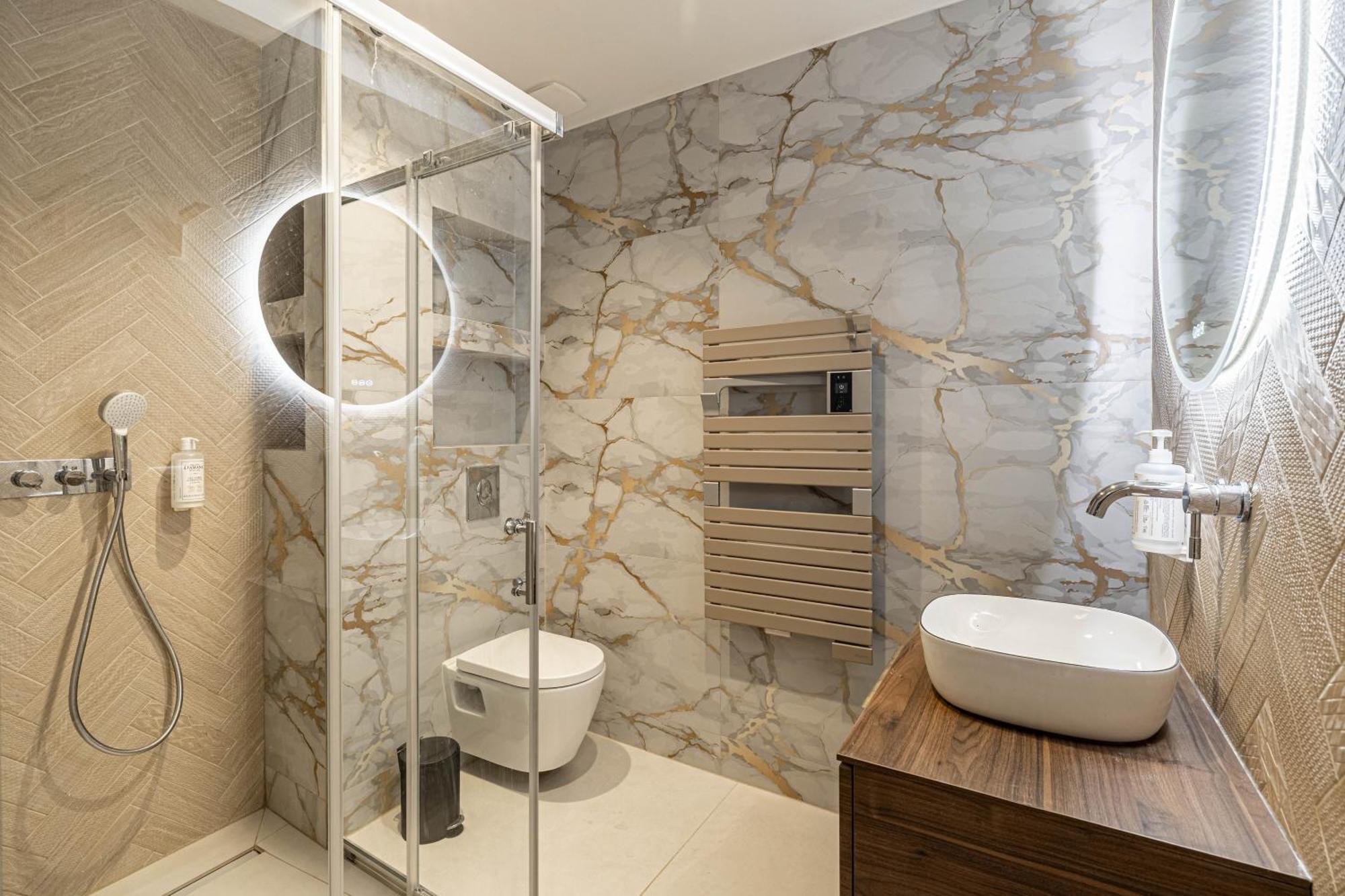 Exceptional Location, 2br Right On Place Massena, Newly Renovated Apartment Nice