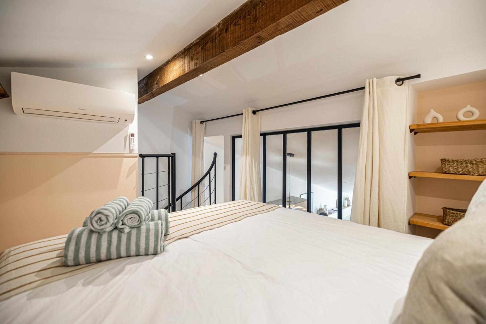 Exceptional Location, 2br Right On Place Massena, Newly Renovated Apartment