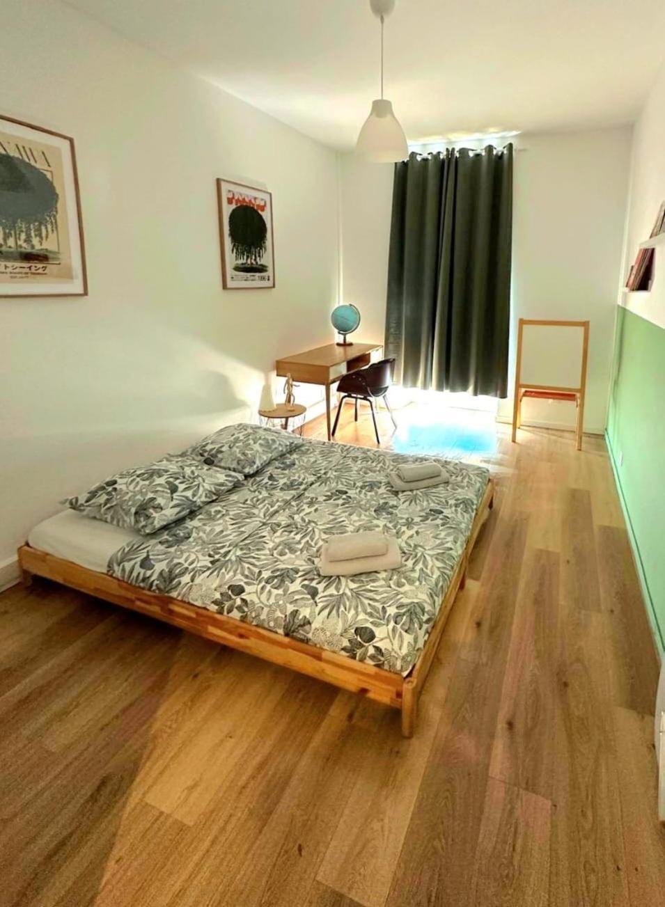 Heart Of Beautiful 3 Bedrooms *