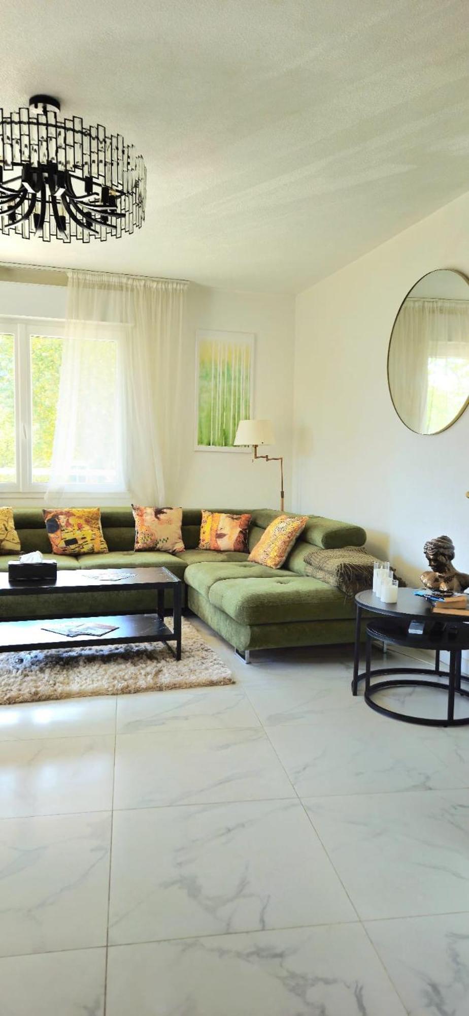 Apartment Spacious 3 Close To Tram And Amenities *