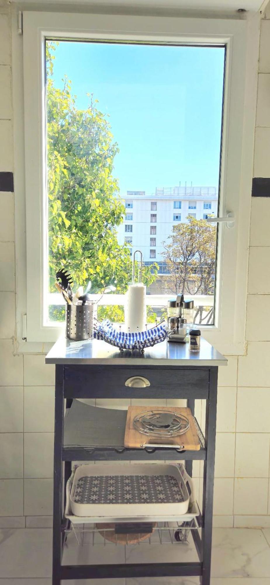 Spacious 3 Close To Tram And Amenities Apartment