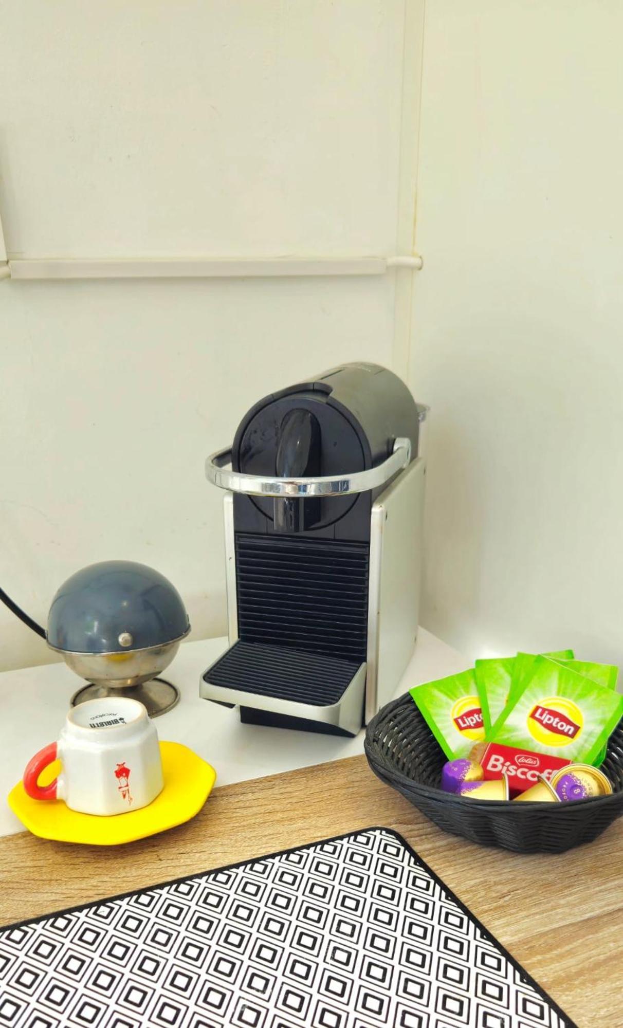 Spacious 3 Close To Tram And Amenities * Nice