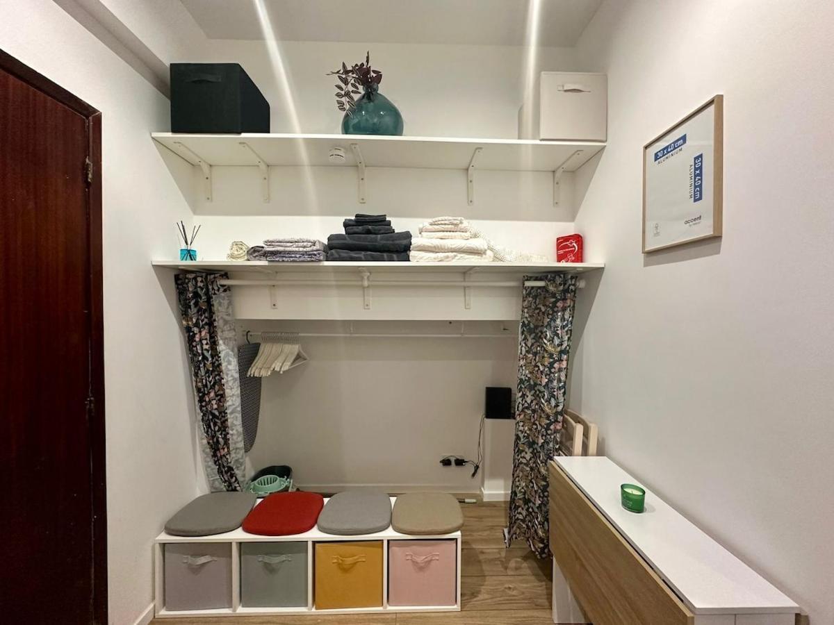 Studette Equipee Centre De