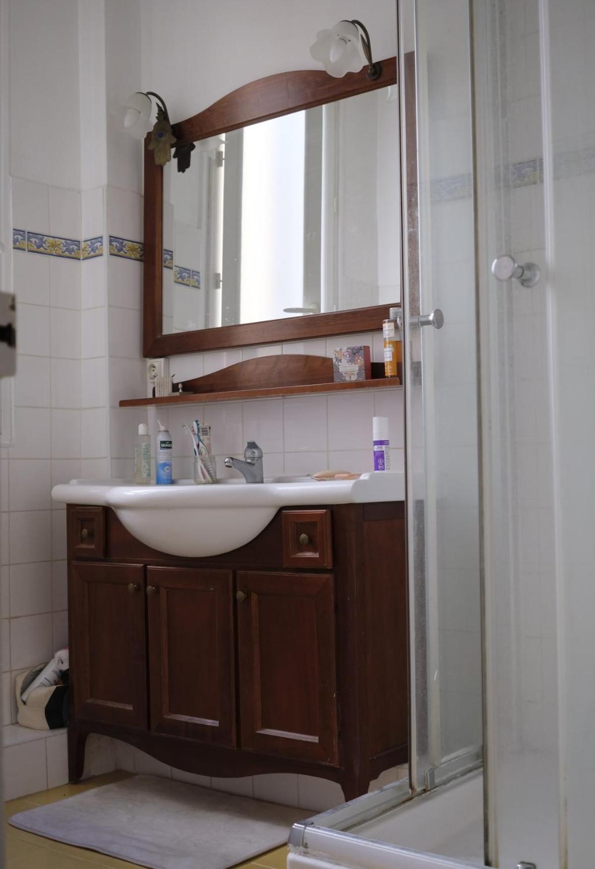 Charming Two-room *