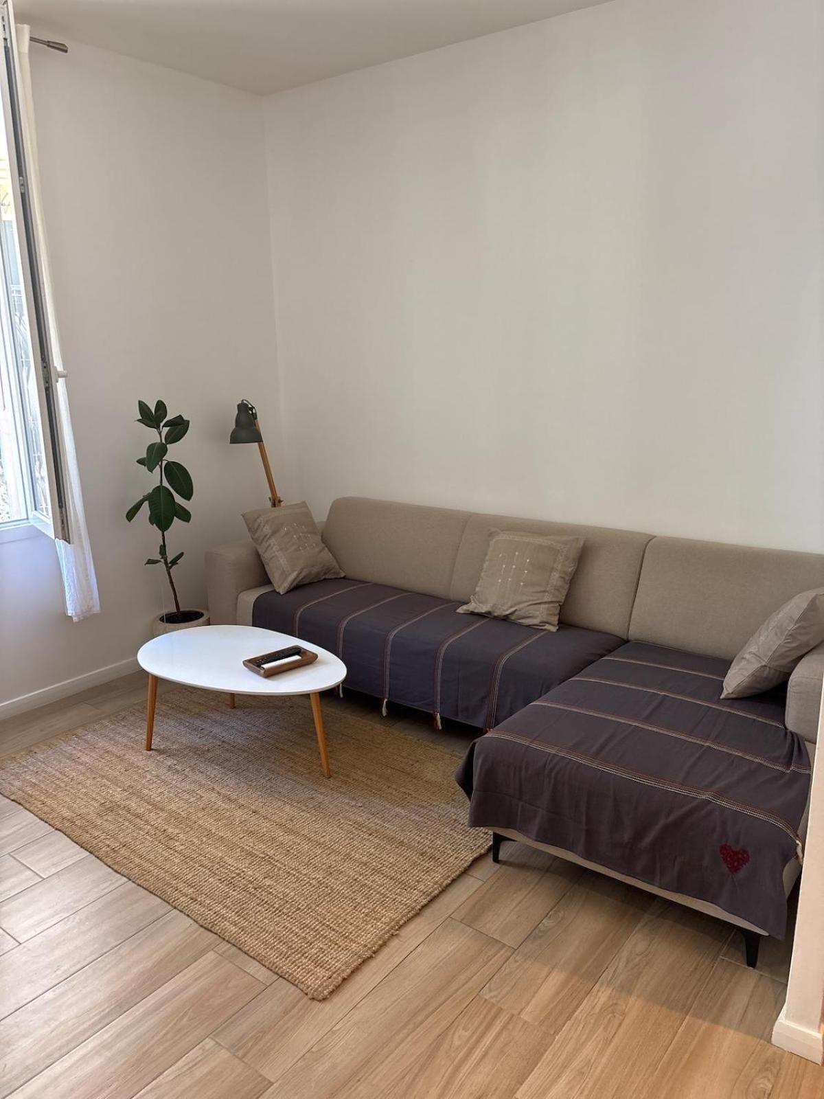 Apartment Renovated F3 Parking Clim Mont Boron Nice