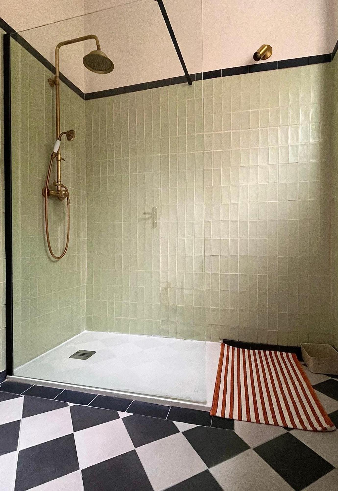 Apartment Jeanne Darc *