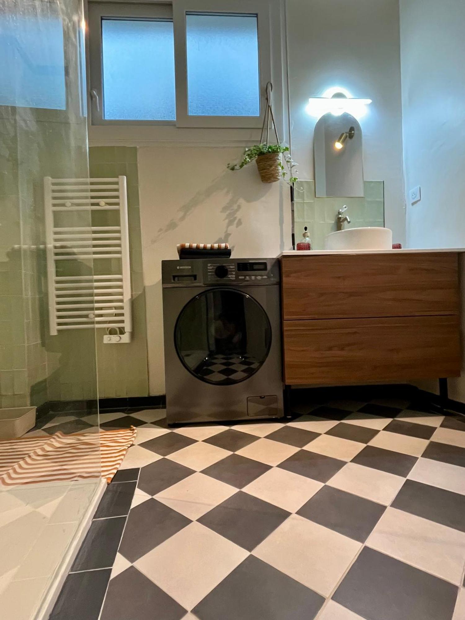 Jeanne Darc Apartment Nice