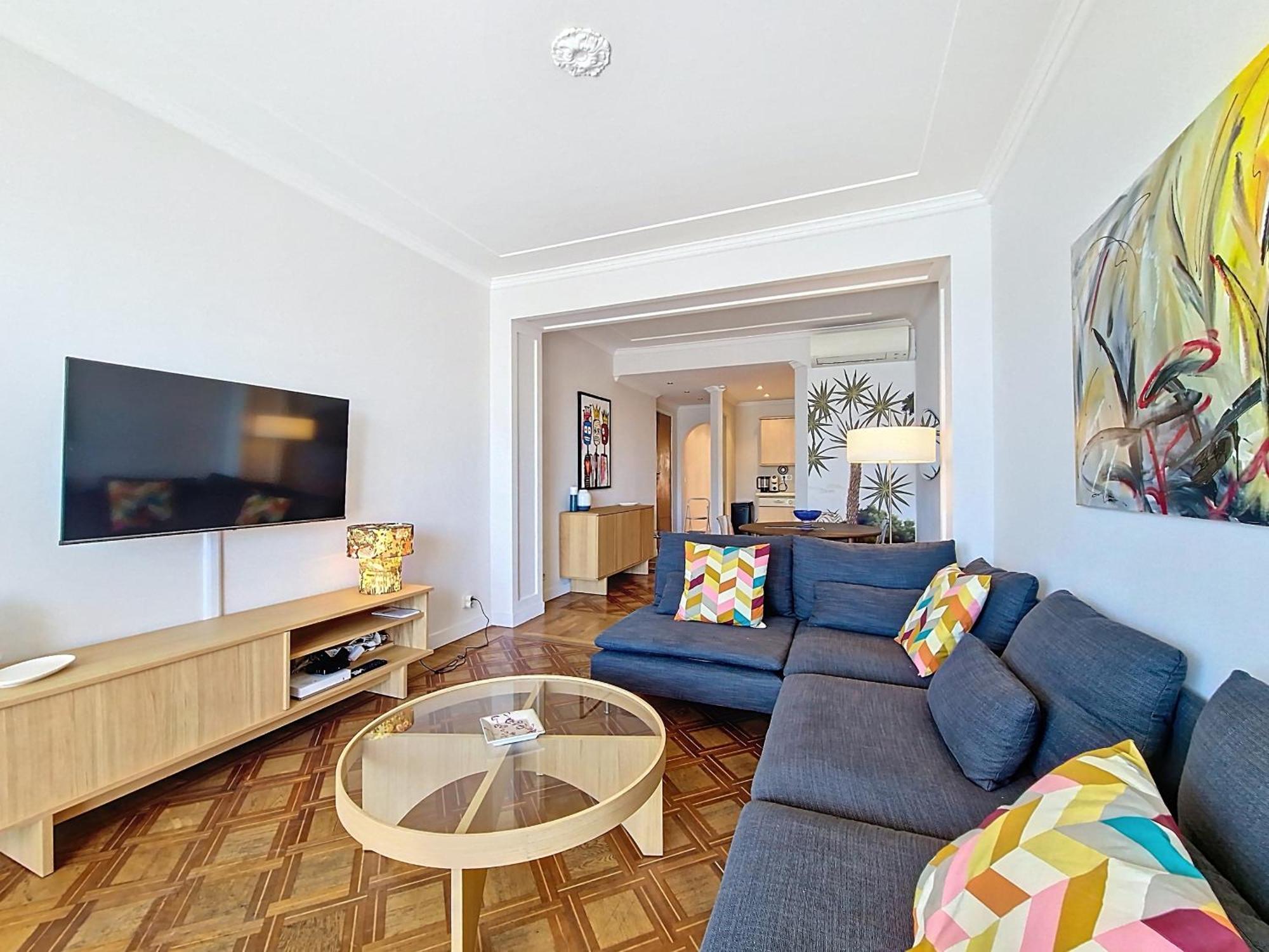 Nestor&jeeves - Promenade Du Sud - Vue *