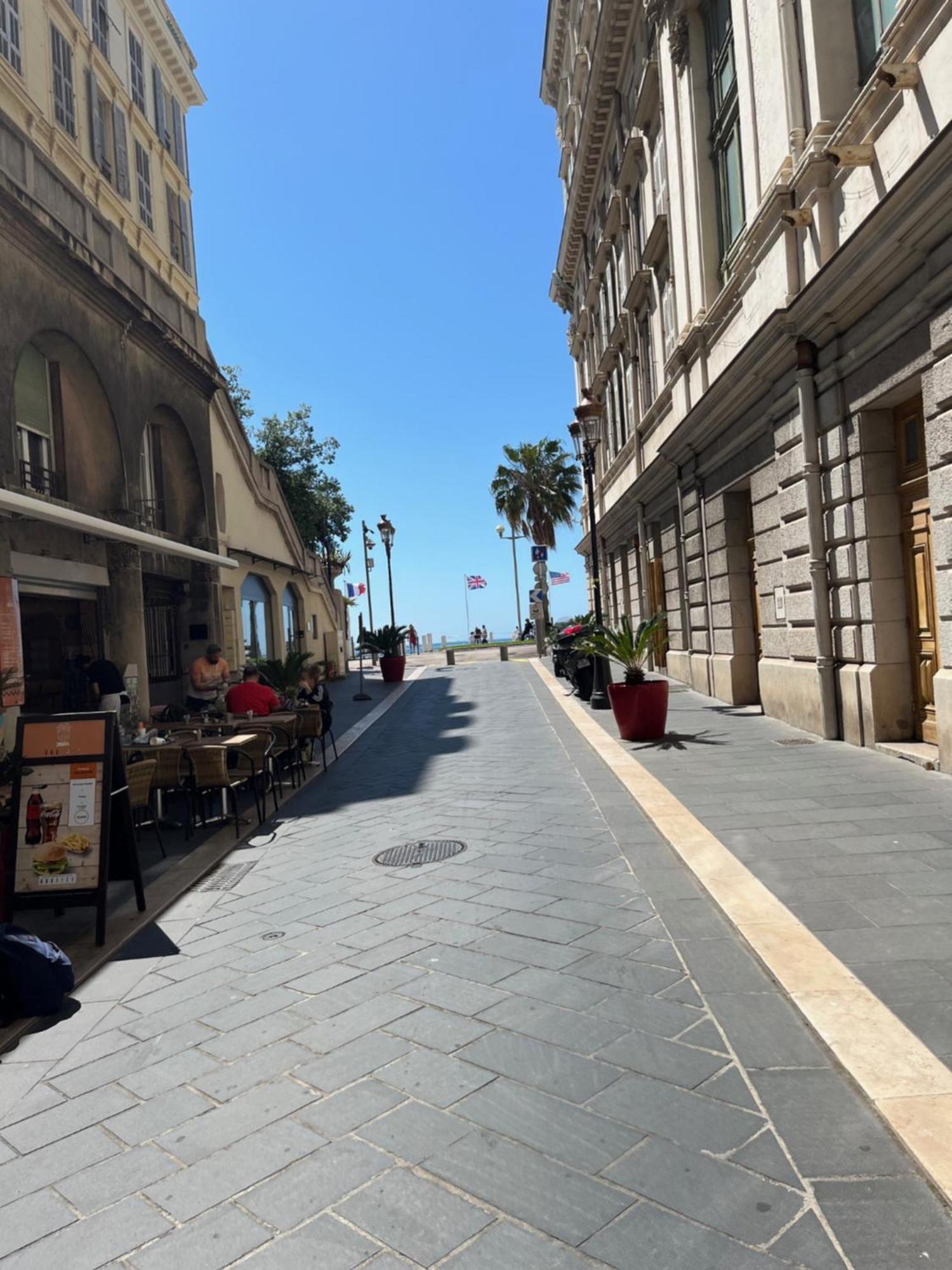 Apartment Le Bosio-studio Avec Vue *