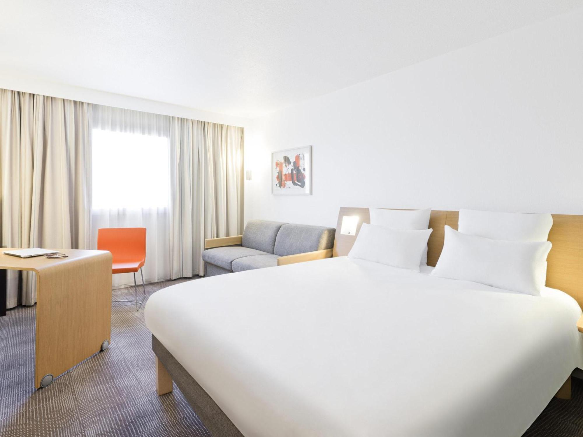 Novotel Centre Vieux Hotel 4*