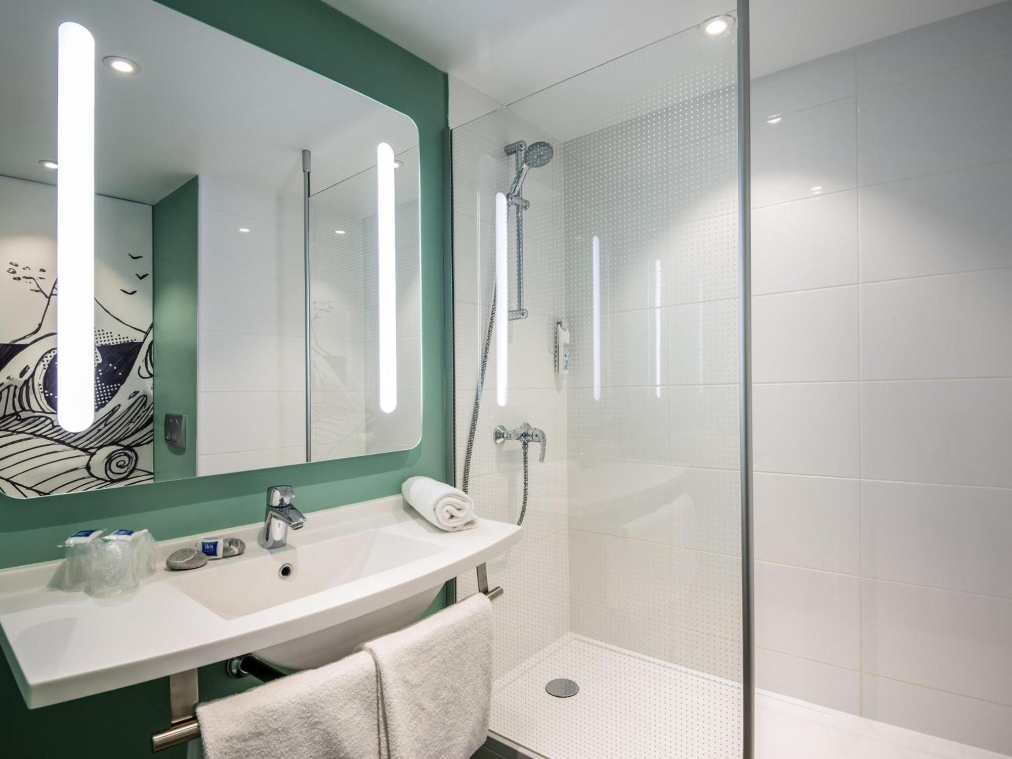 Ibis Budget Californie Lenval Hotel Nice