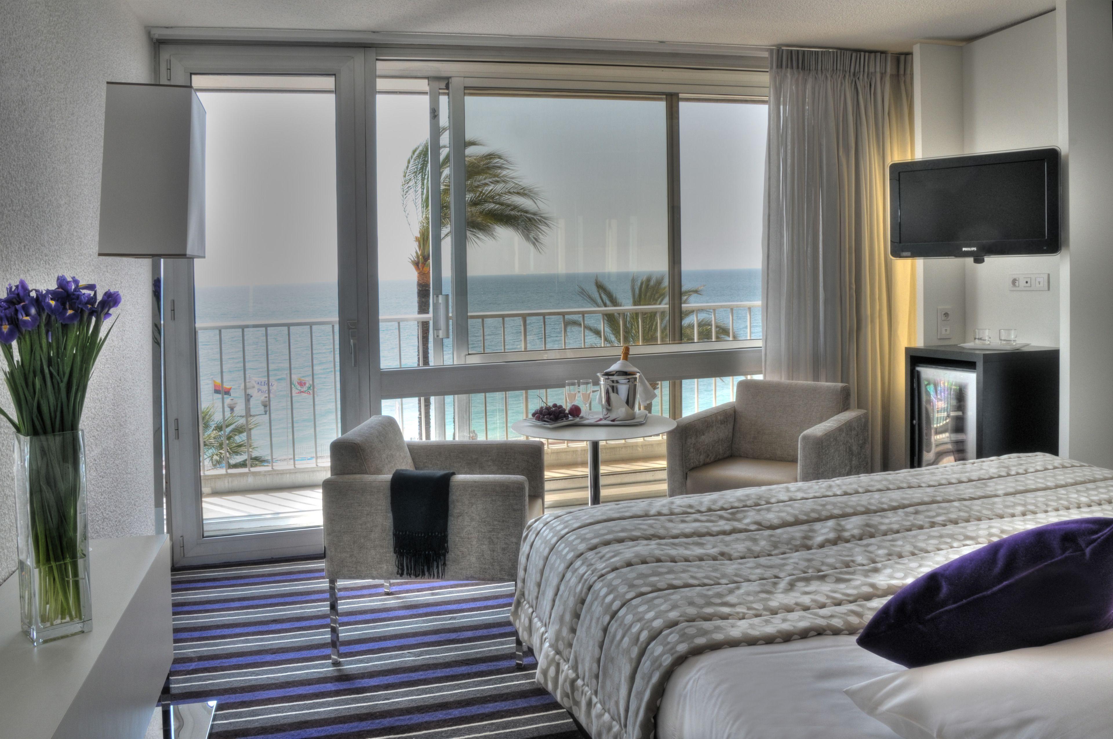 Mercure Promenade Des Hotel 4*