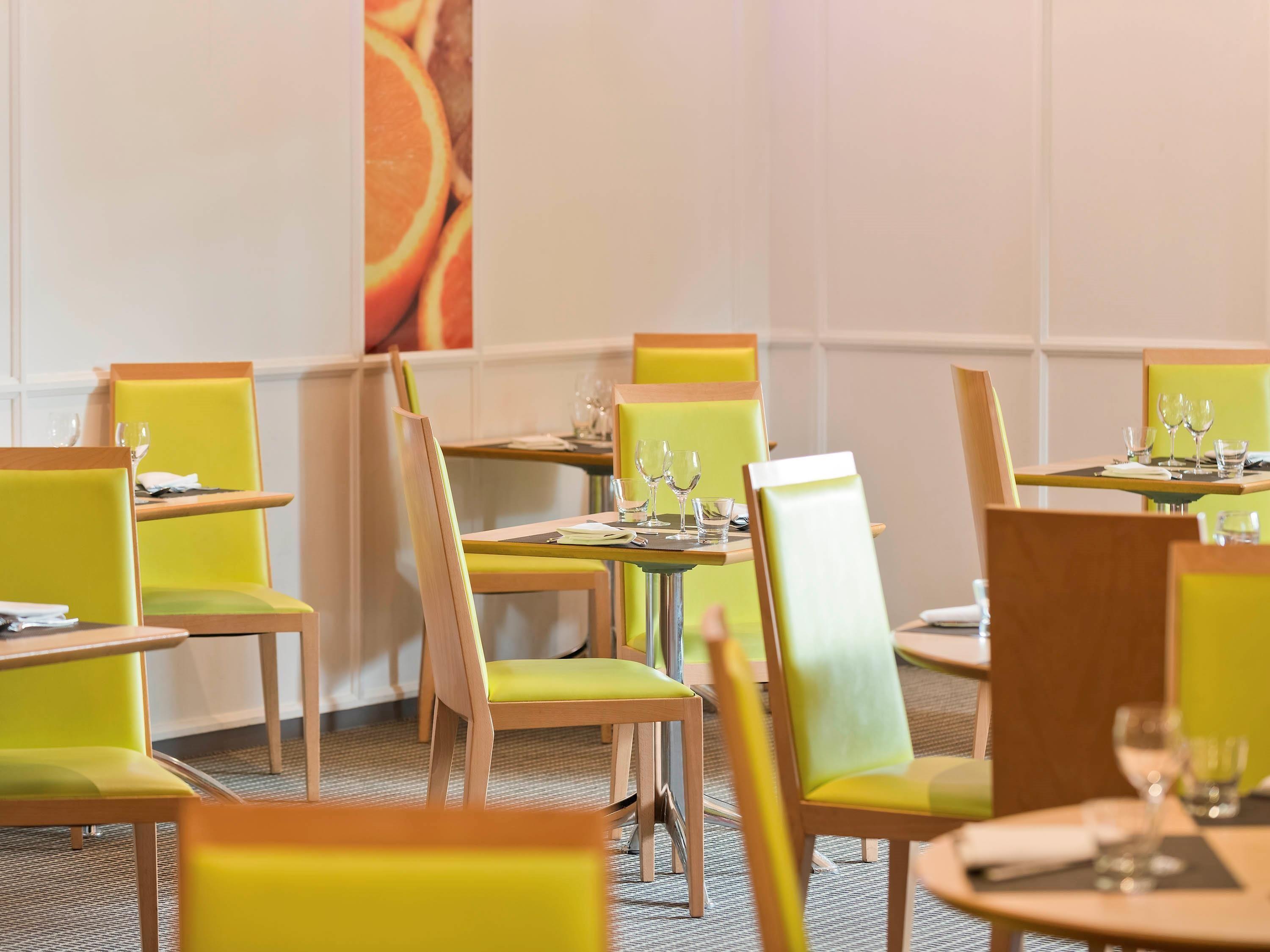 Novotel Arenas Aeroport Hotel