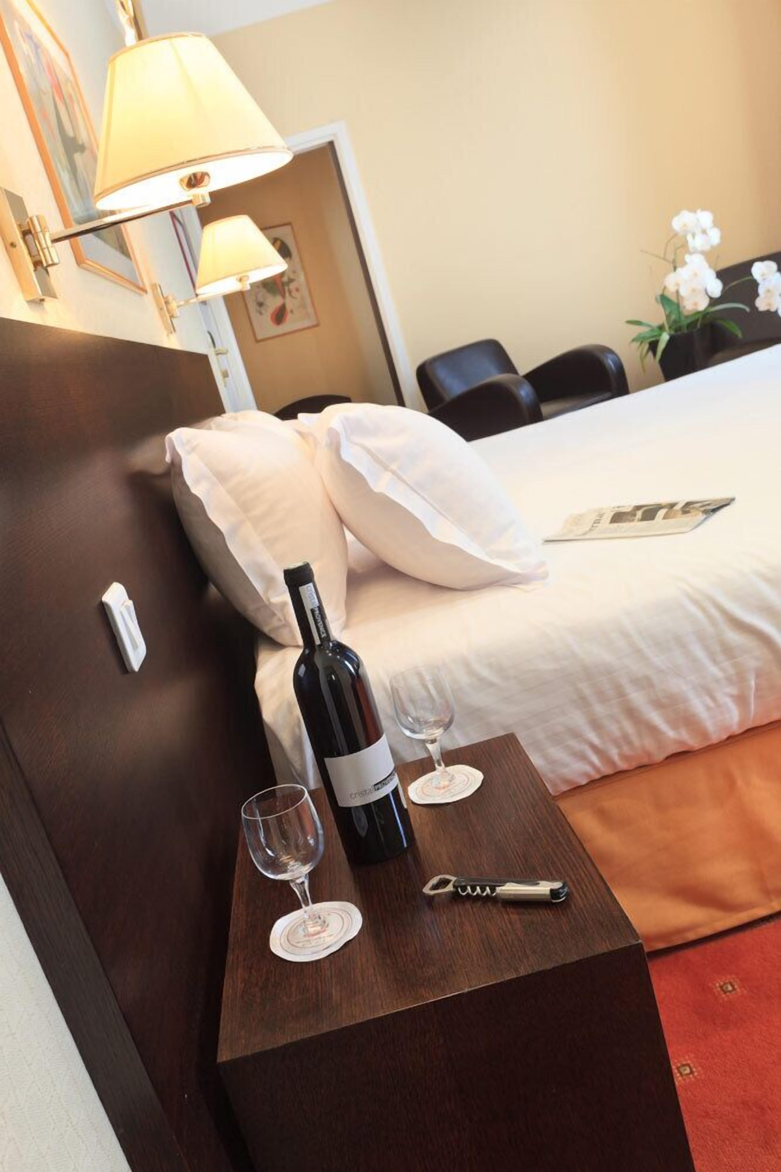 Hotel Gounod Fully Renovated 4*