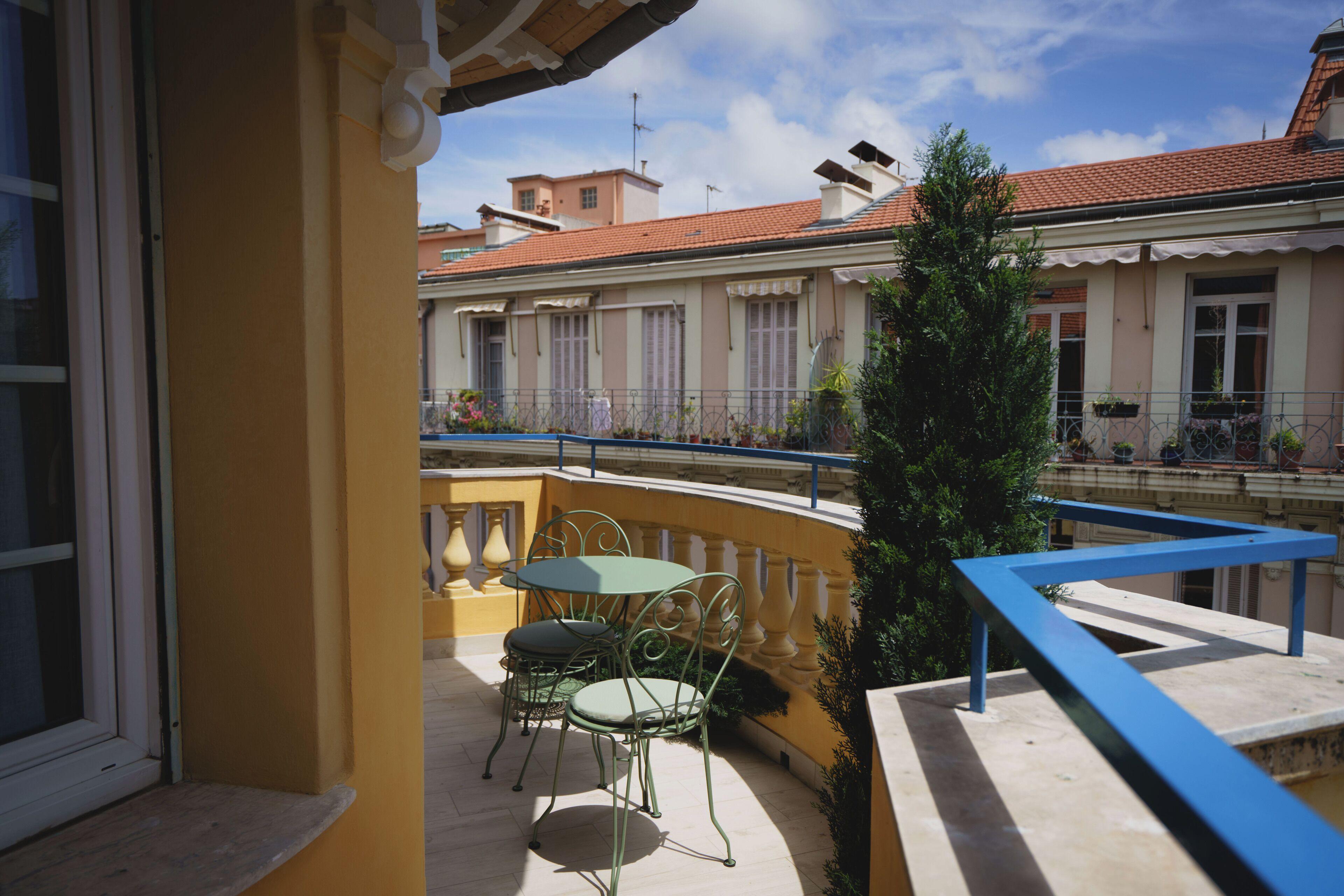 Gounod Fully Renovated Hotel 4*