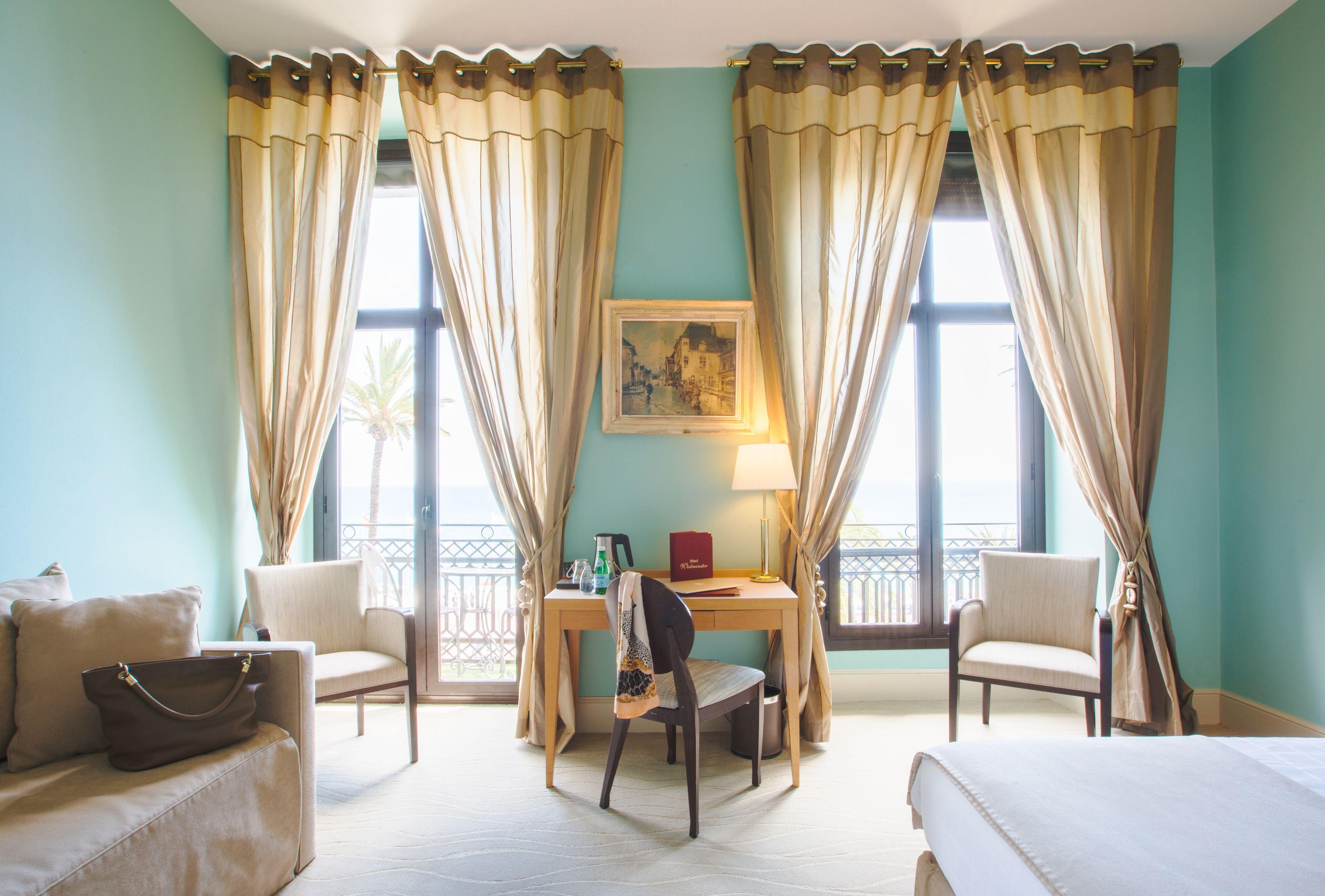 Hotel Westminster & 4*