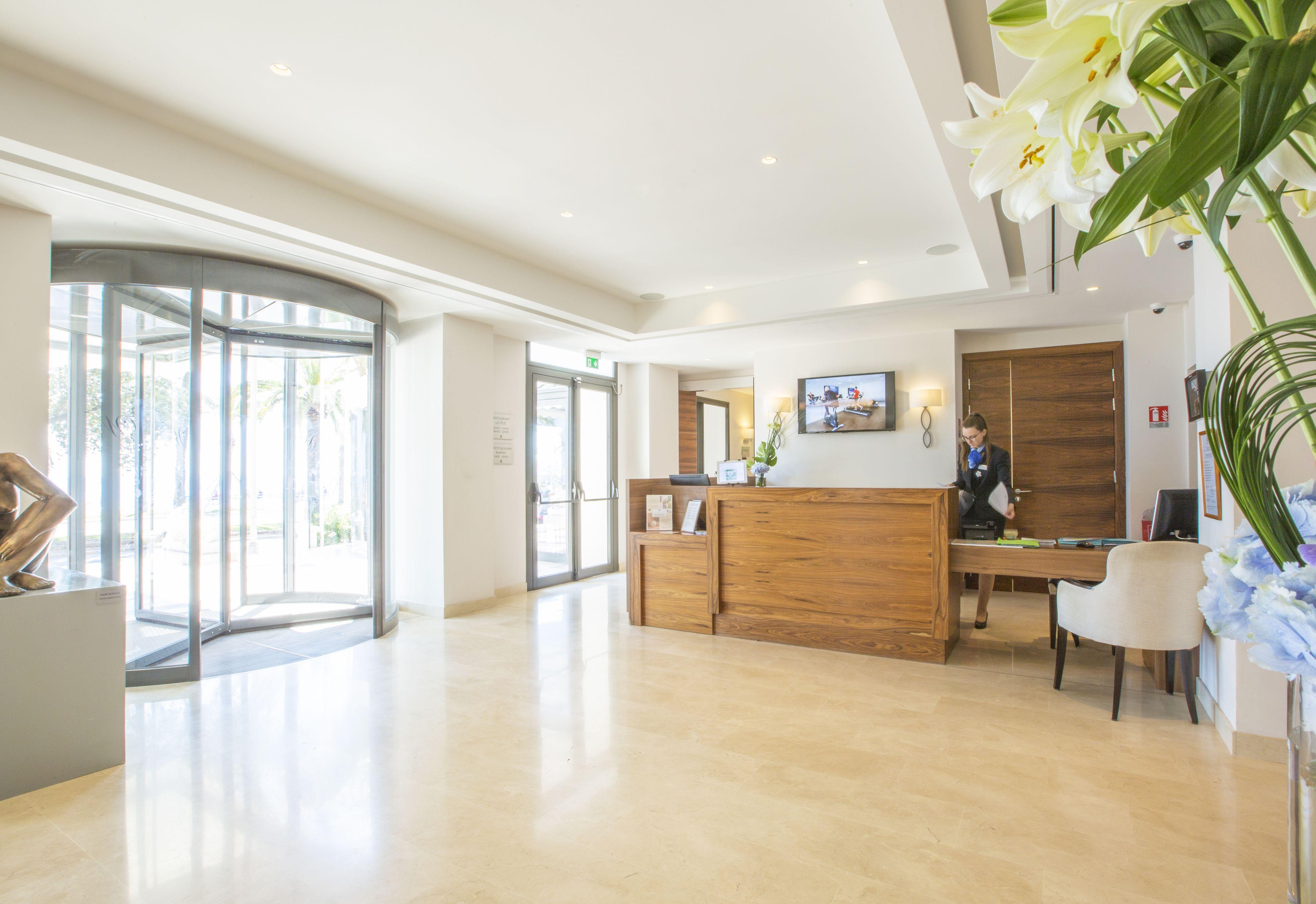 Westminster & 4* Nice