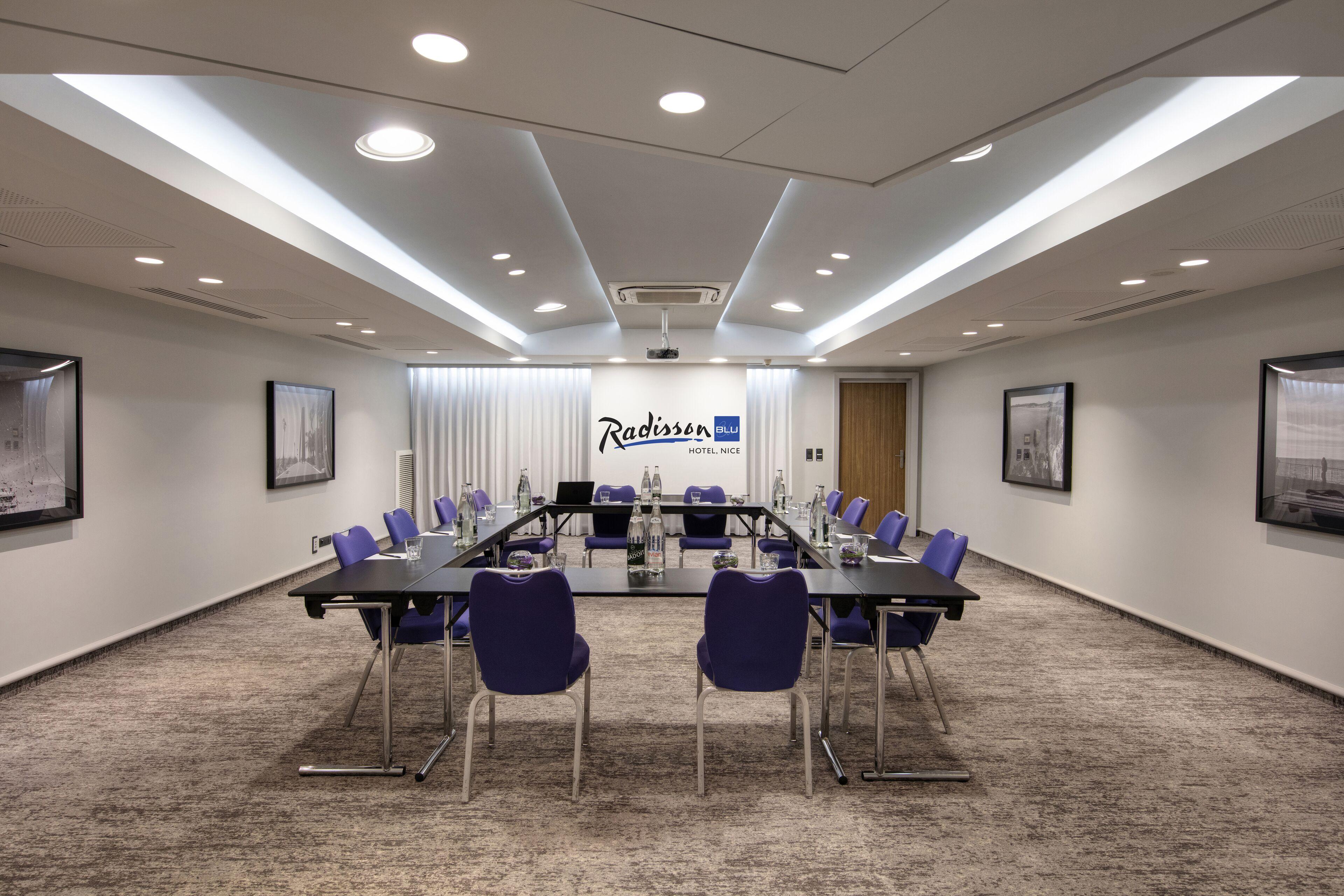 Radisson Blu Hotel 4*