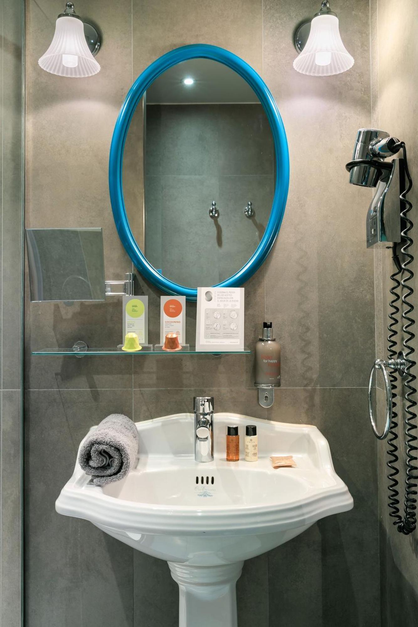 Bougainville By Happyculture Nice