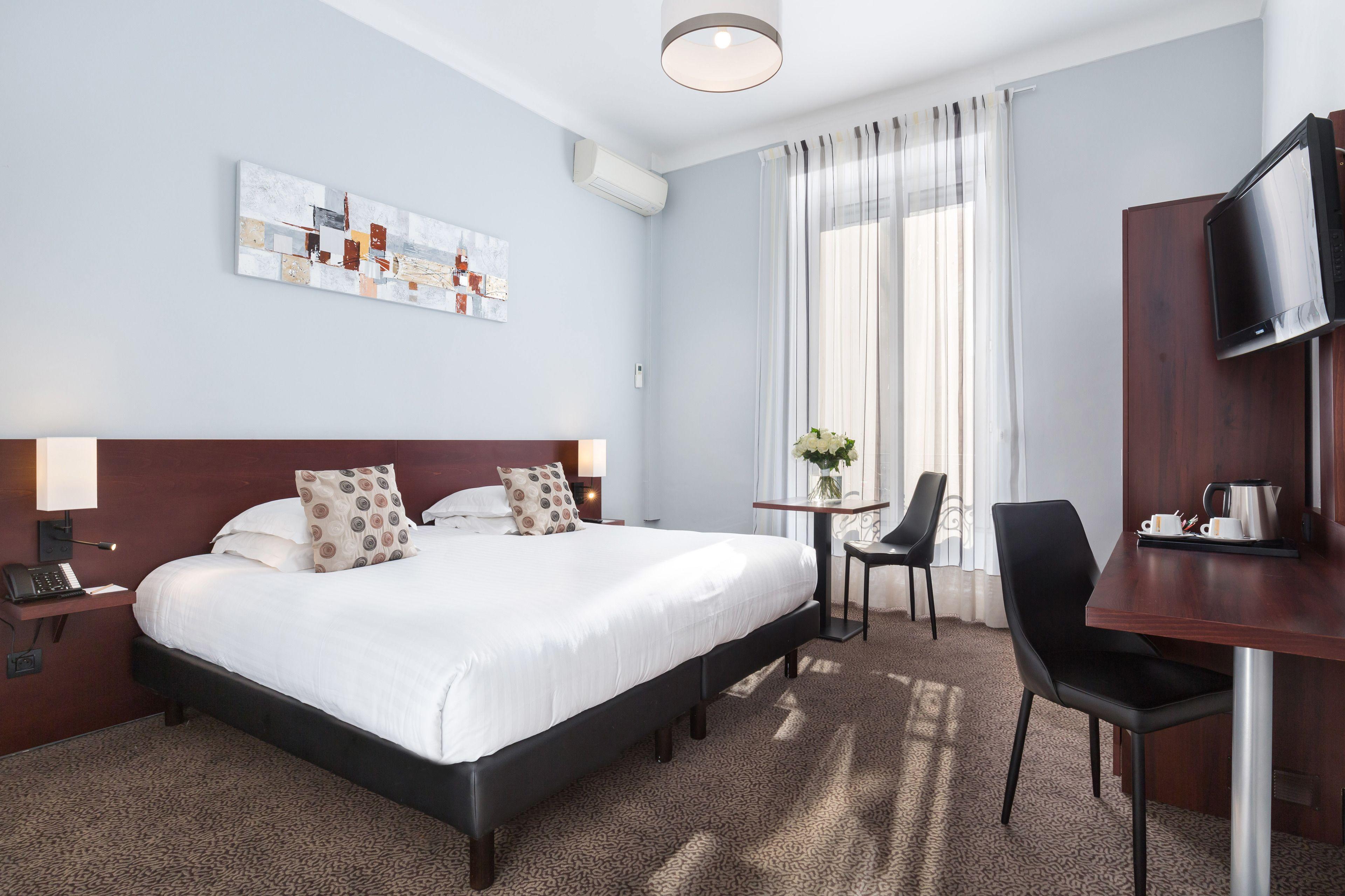 Western Brice Garden Hotel