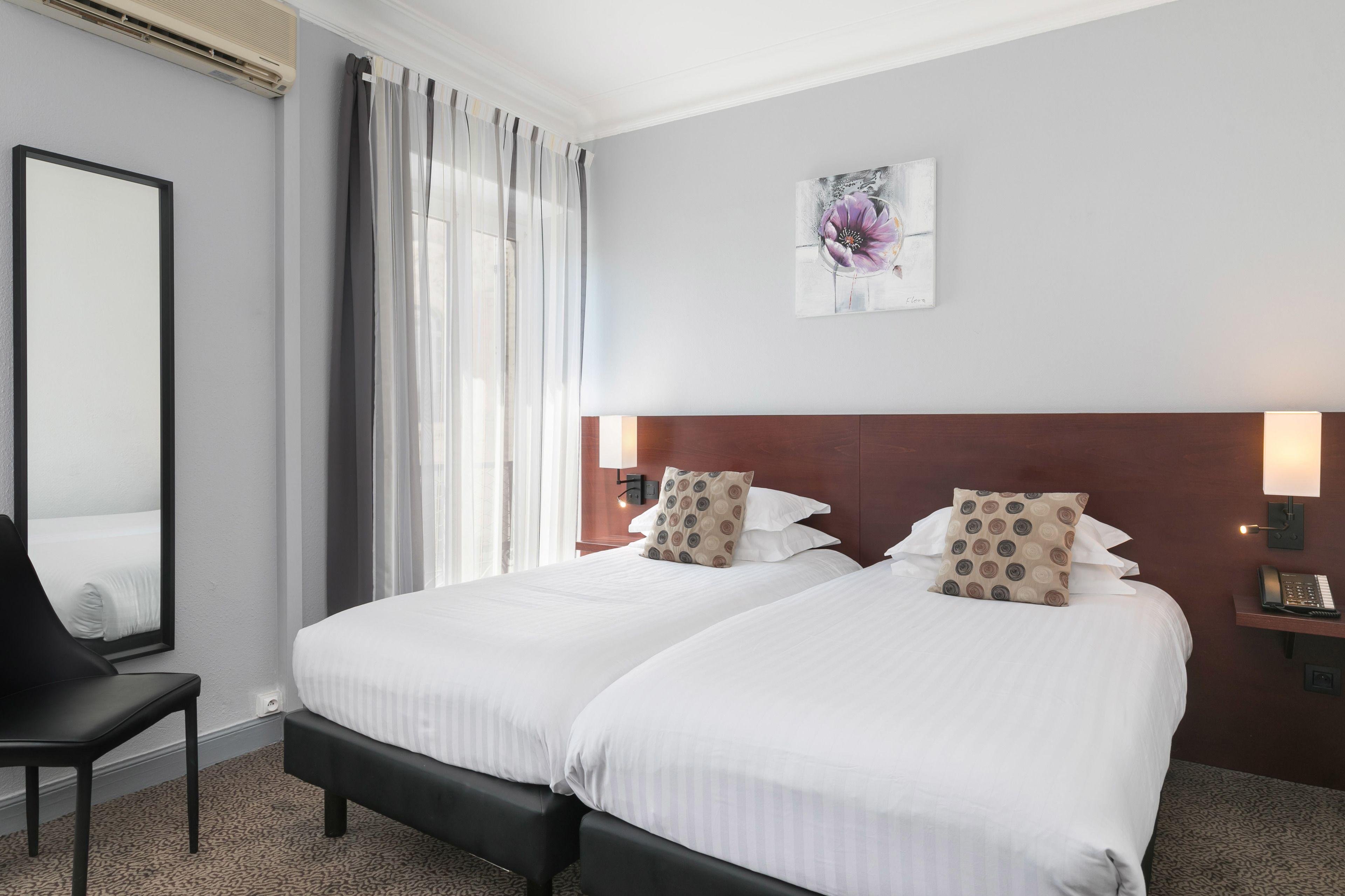Hotel Western Brice Garden