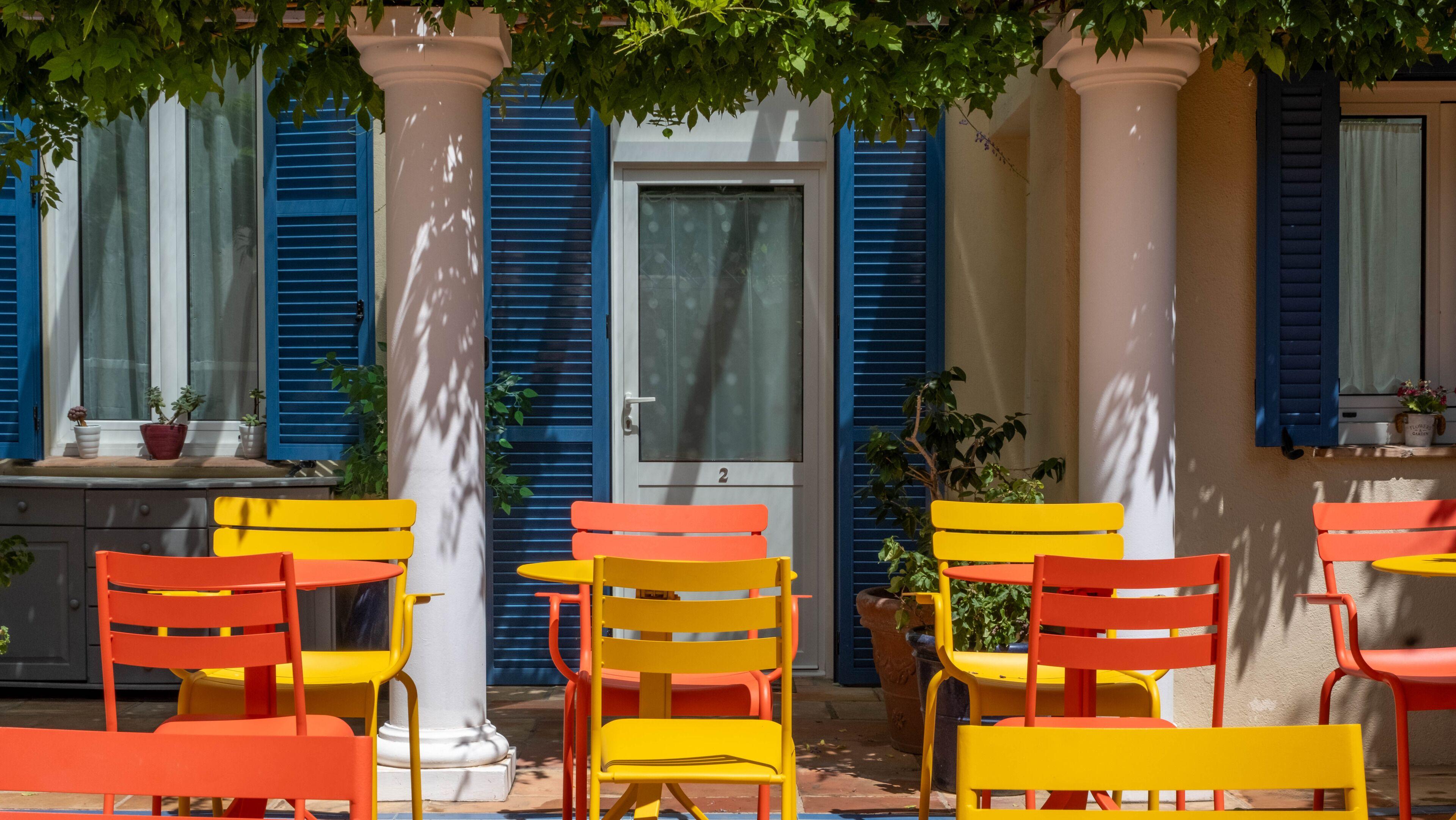 De La Fontaine Hotel
